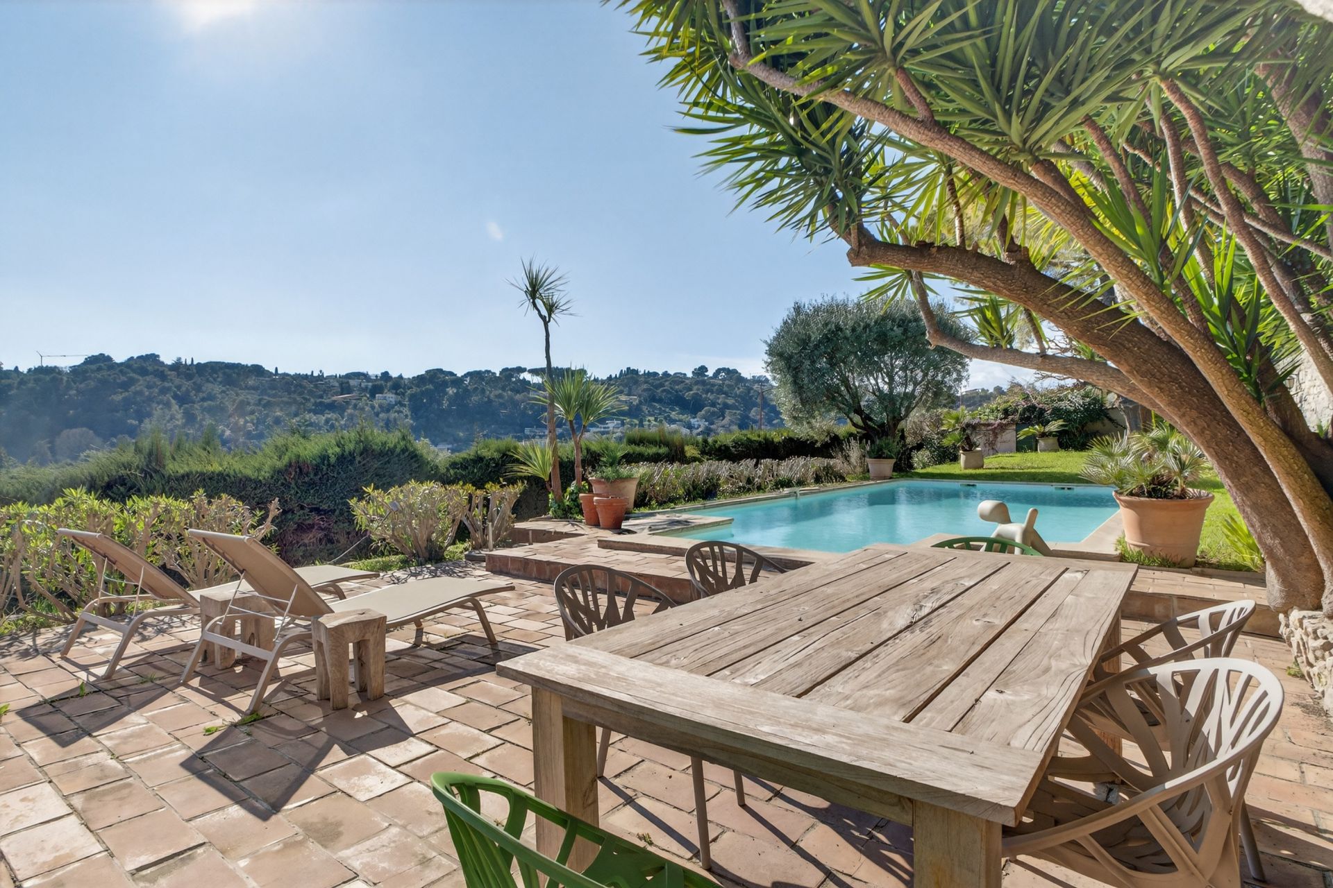 villa 6 Rooms for sale on BIOT (06410)