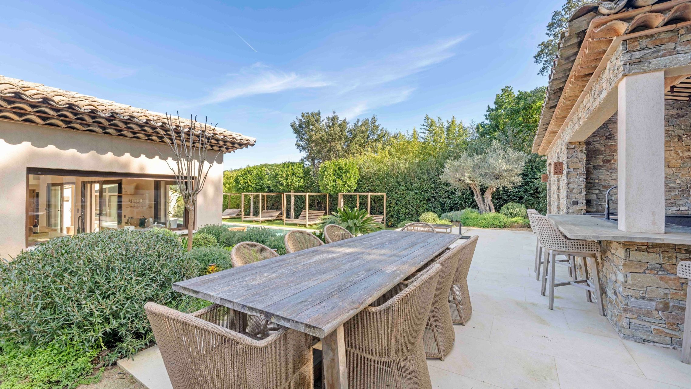 contemporary house 9 Rooms for sale on RAMATUELLE (83350)