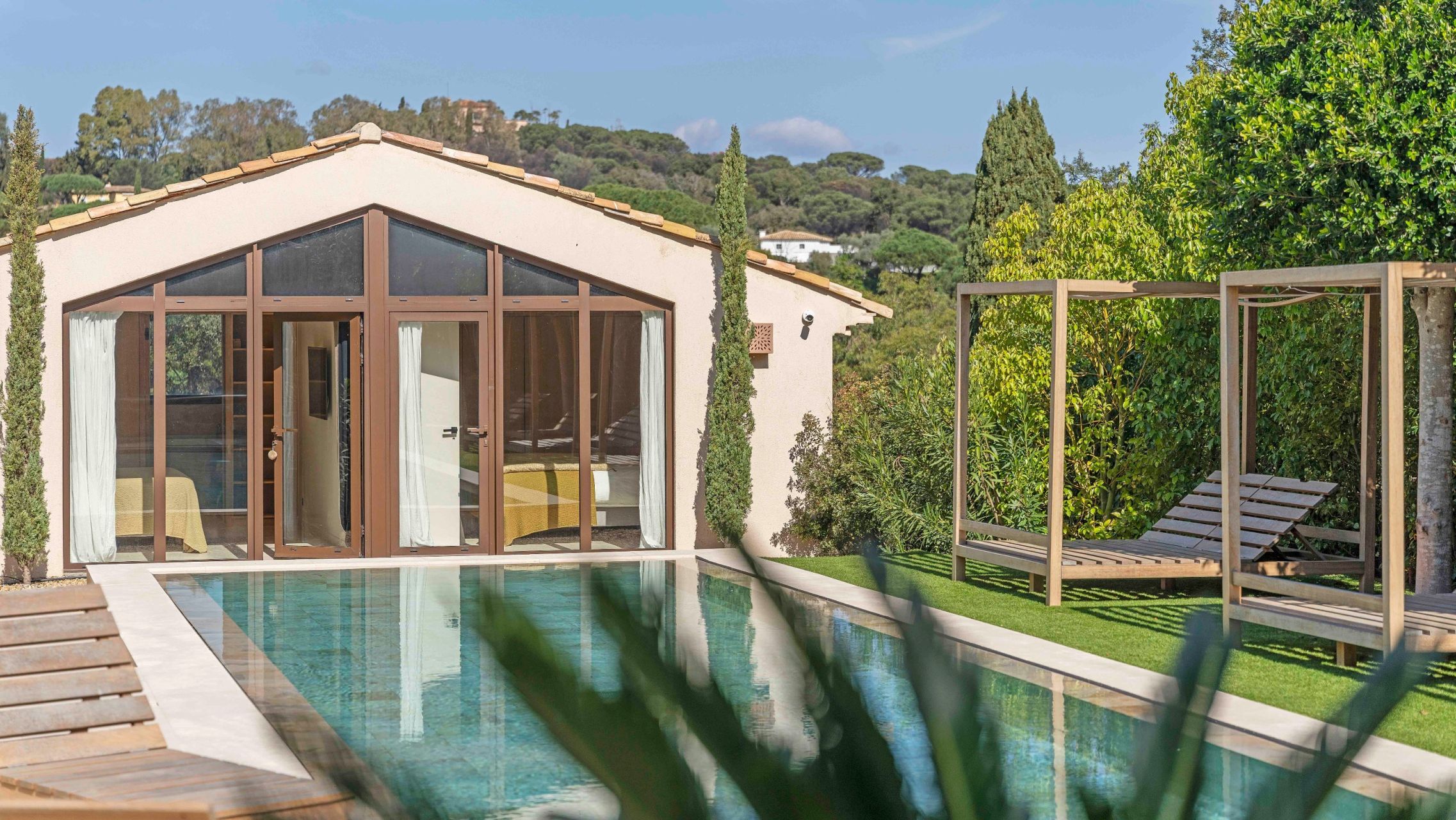 contemporary house 9 Rooms for sale on RAMATUELLE (83350)