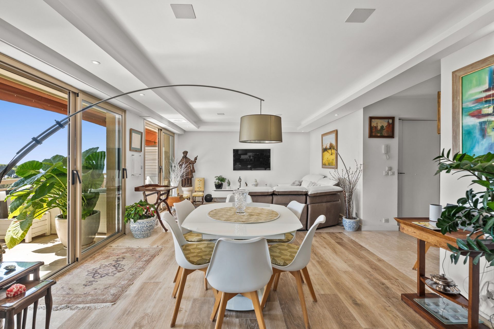 apartment 3 Rooms for sale on LE CANNET (06110)