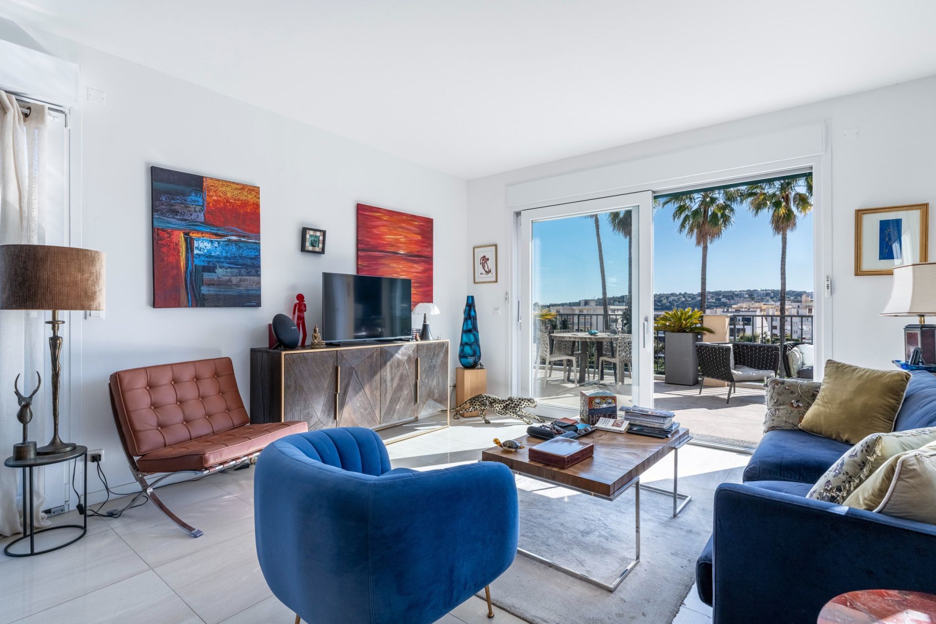 apartment 6 Rooms for sale on MENTON (06500)