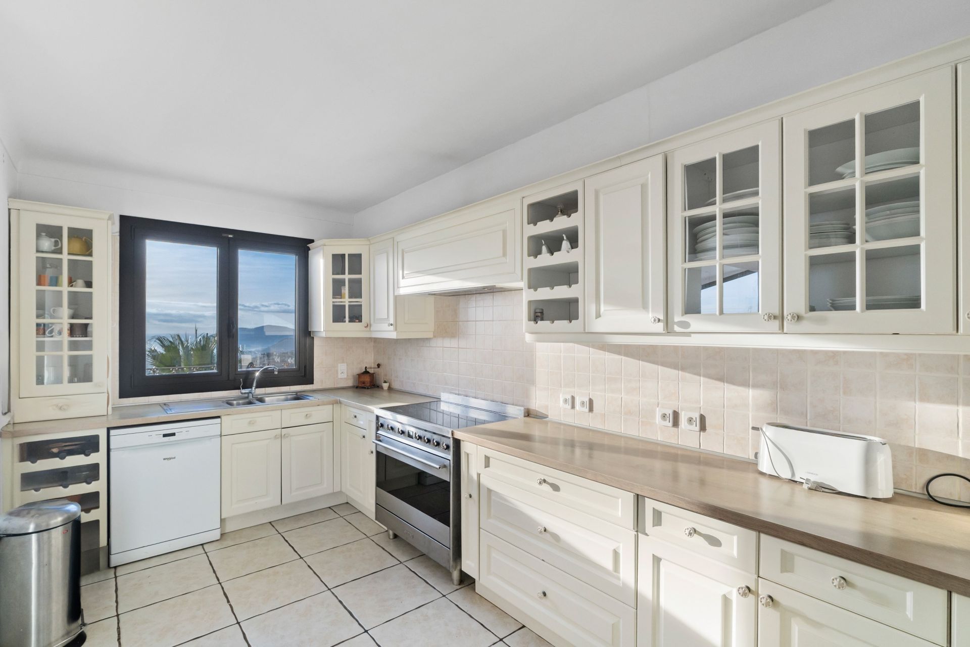 villa 8 Pièces en vente sur MANDELIEU LA NAPOULE (06210)