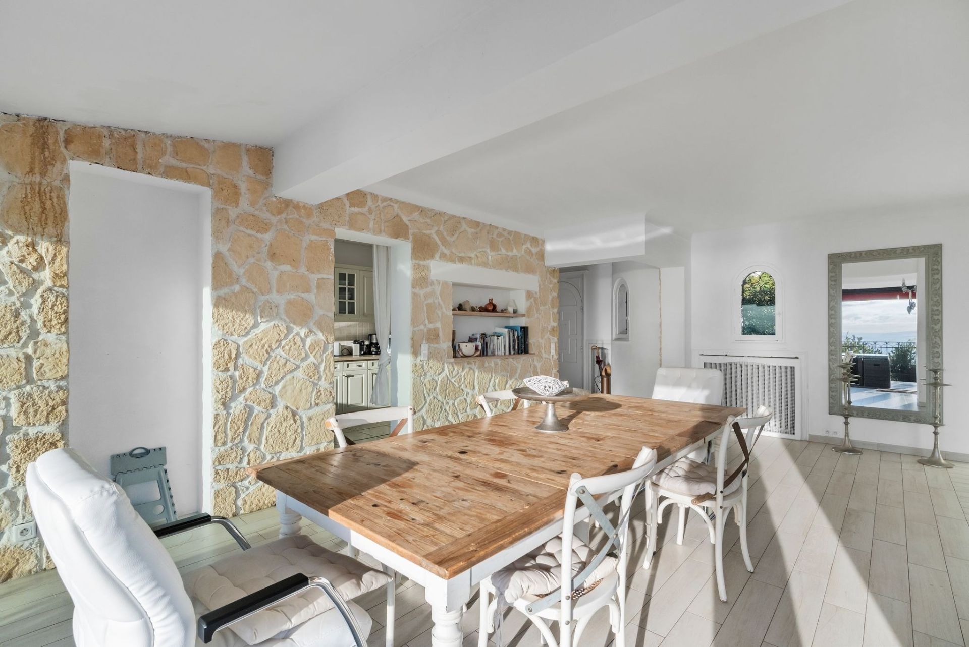 villa 8 Pièces en vente sur MANDELIEU LA NAPOULE (06210)