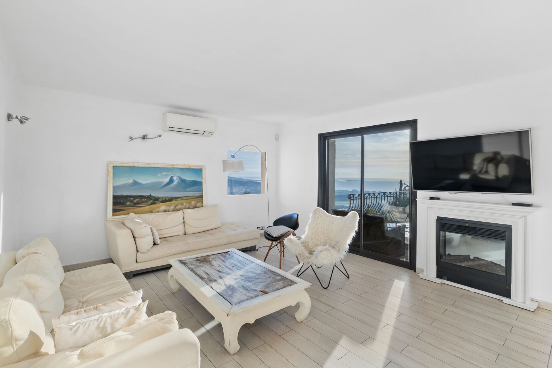 villa 8 Pièces en vente sur MANDELIEU LA NAPOULE (06210)