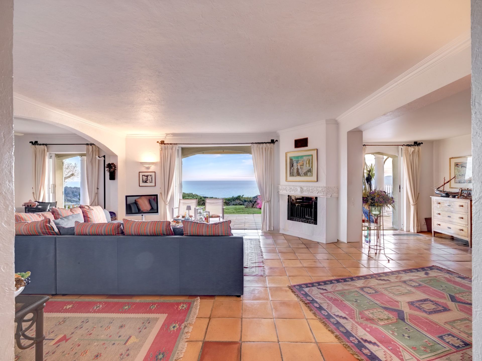 provencal house 5 Rooms for sale on CANNES (06400)