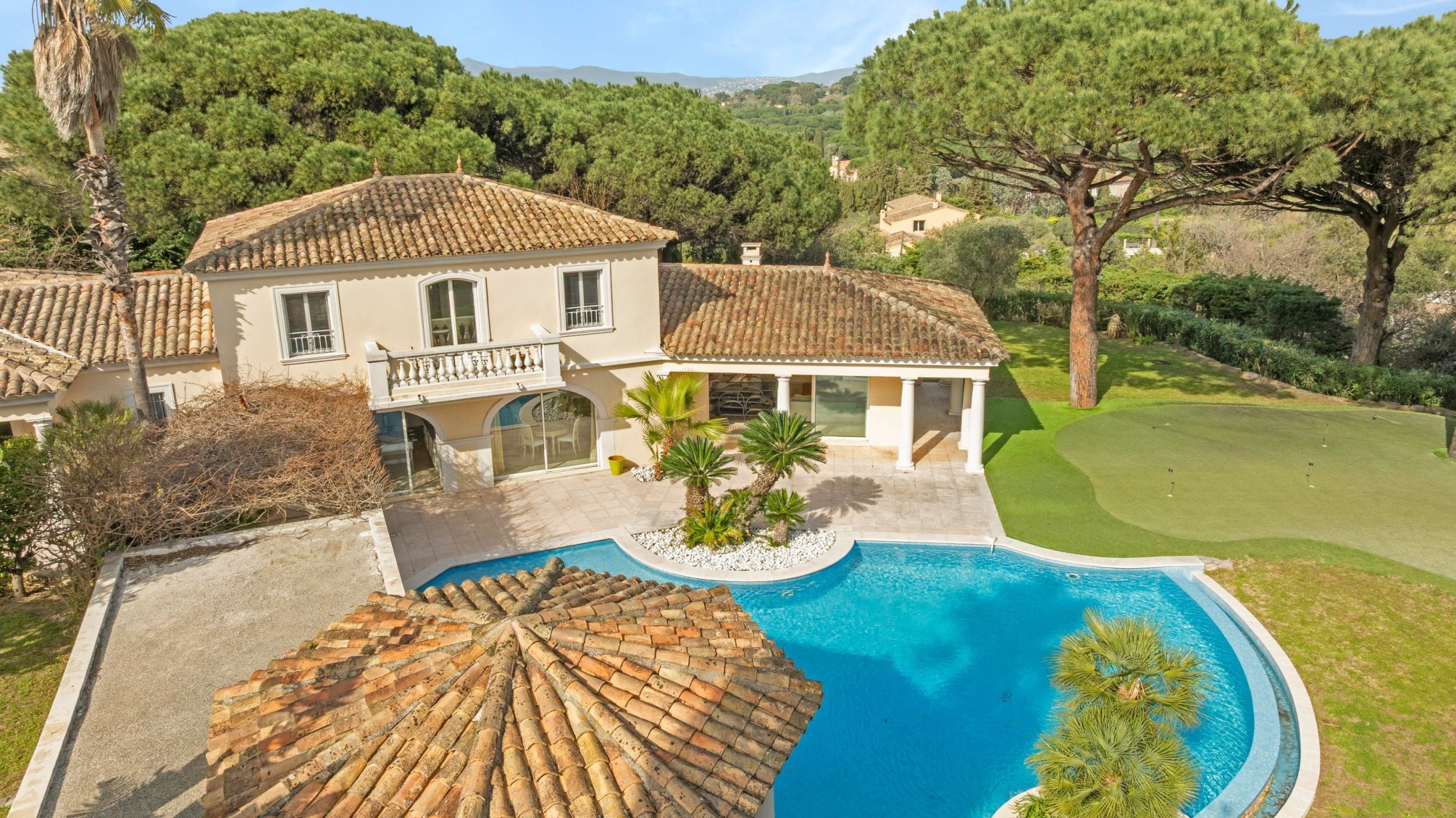 villa 8 Pièces en vente sur RAMATUELLE (83350)