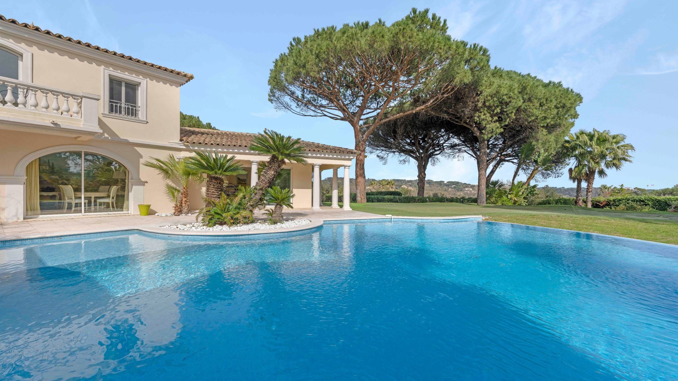 villa 8 Pièces en vente sur RAMATUELLE (83350)
