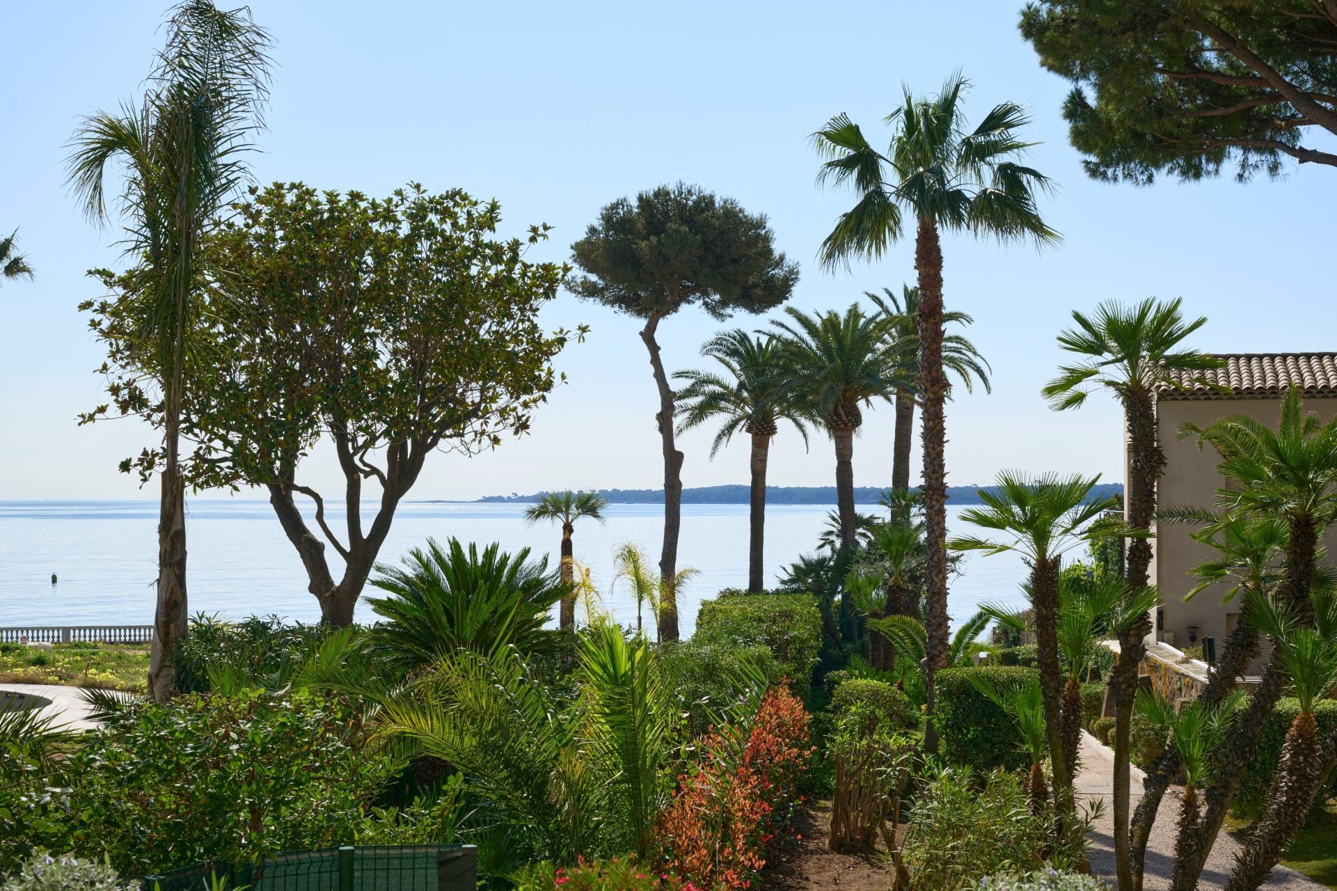 apartment 3 Rooms for sale on CANNES (06400)