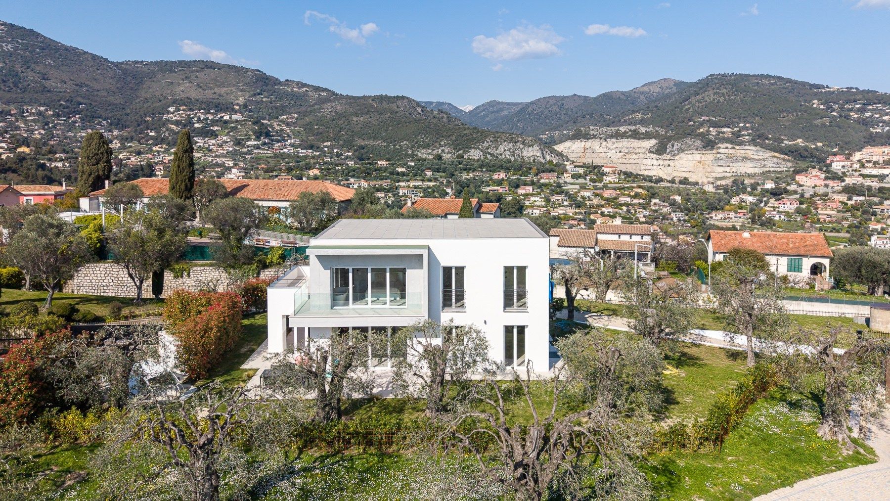 maison contemporaine 5 Pièces en vente sur NICE (06000)