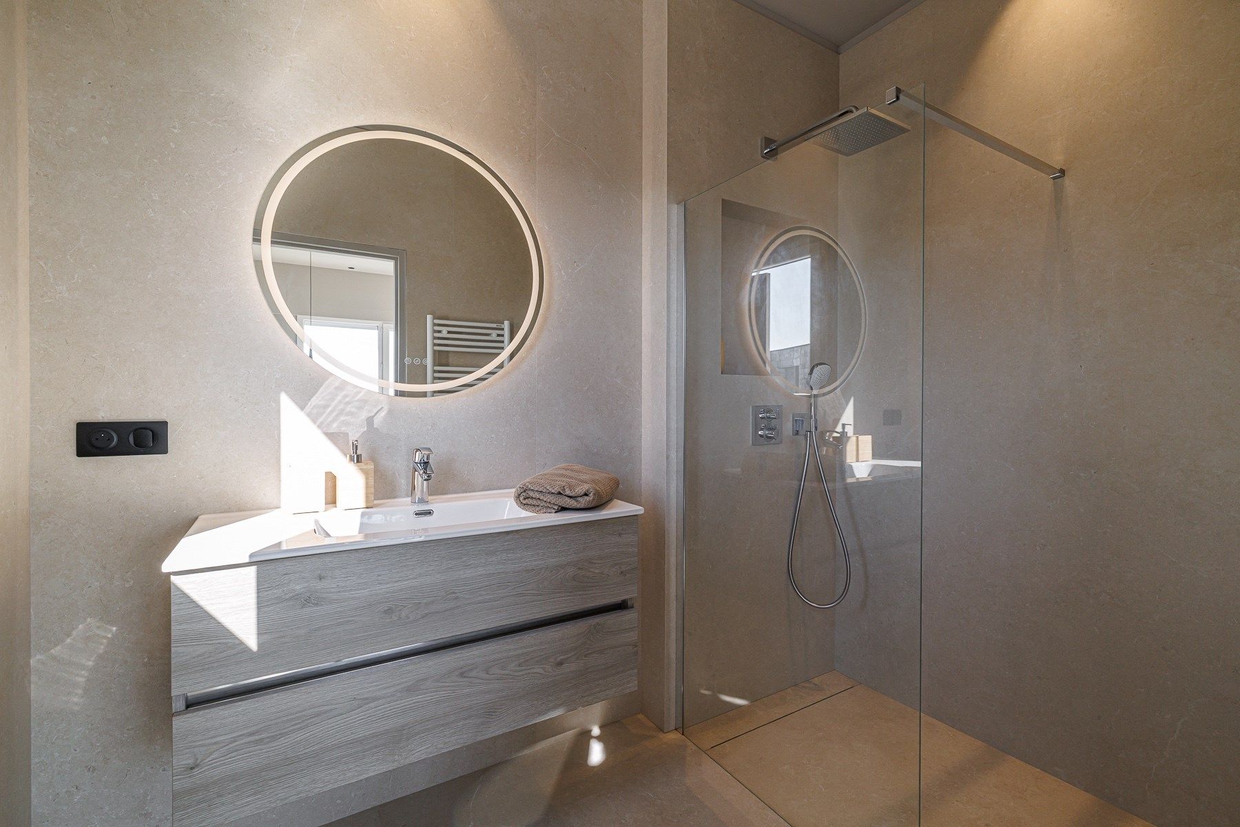 maison contemporaine 5 Pièces en vente sur NICE (06000)