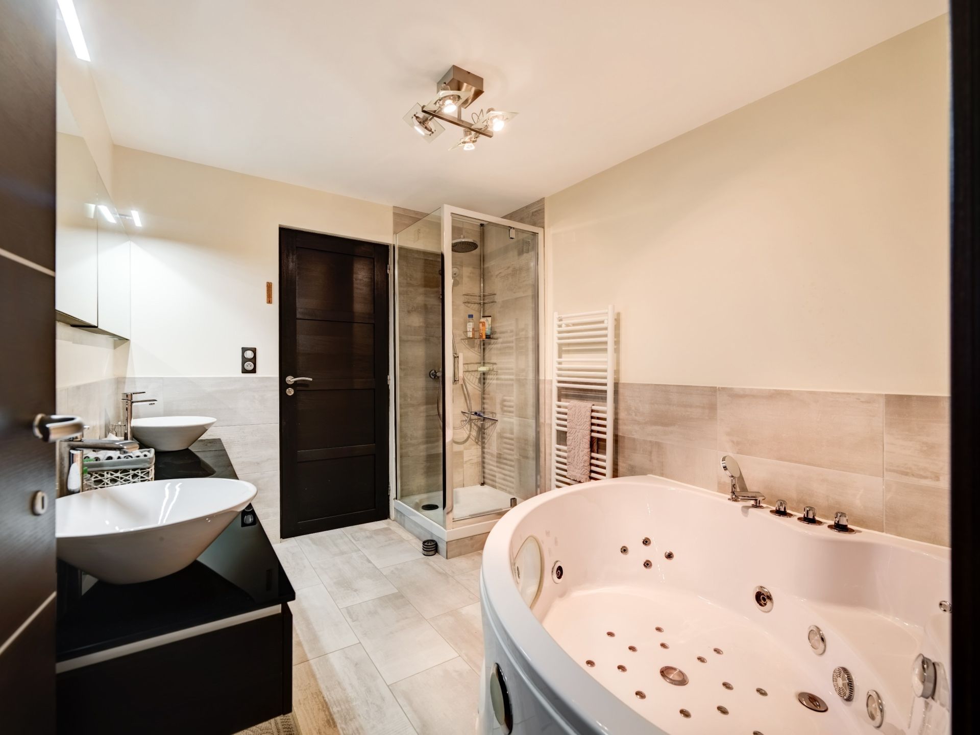 maison contemporaine 7 Pièces en vente sur CANNES (06400)