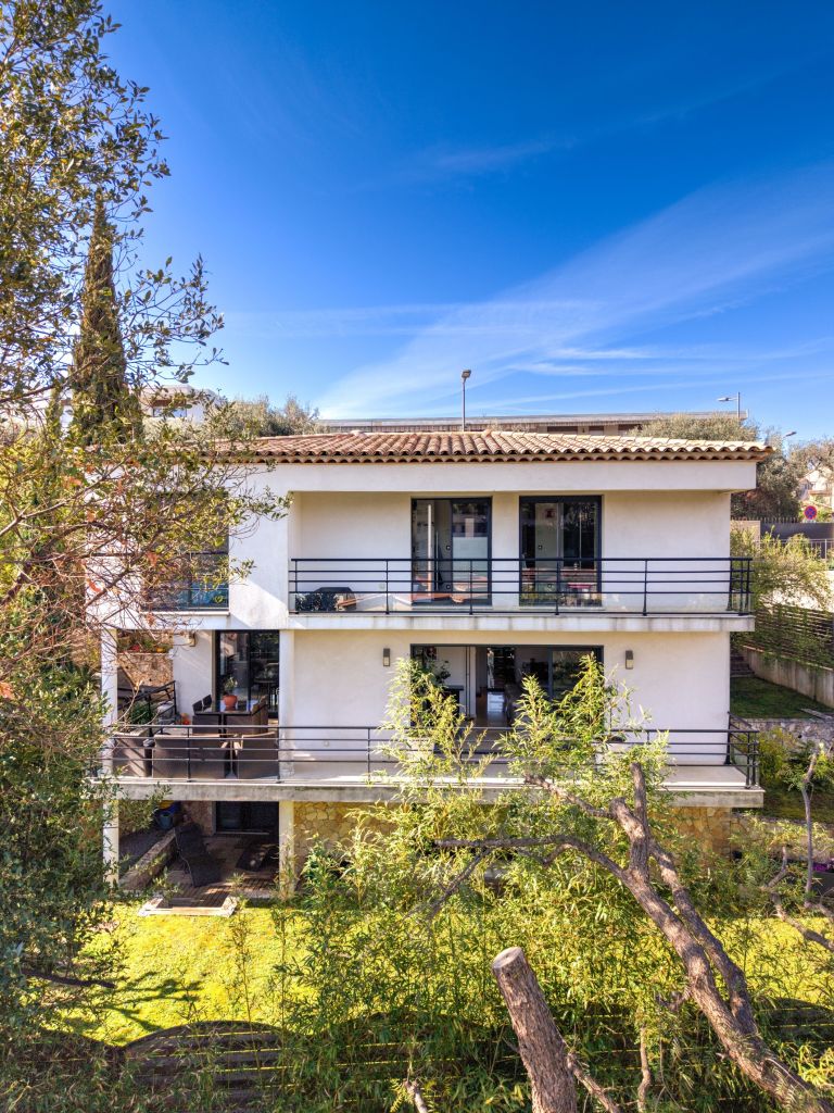 maison contemporaine 7 Pièces en vente sur CANNES (06400)