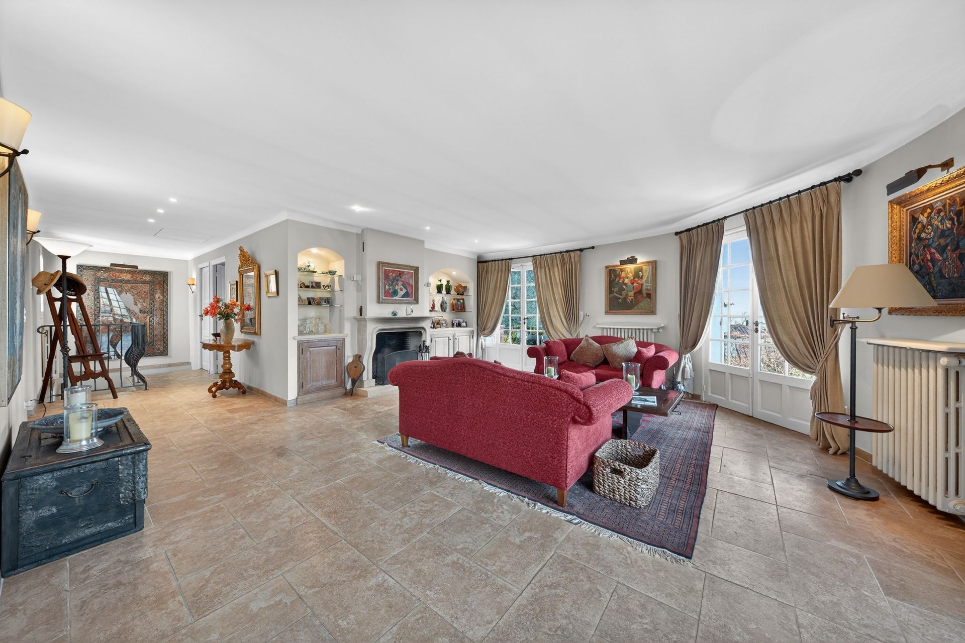 villa 5 Pièces en vente sur MOUGINS (06250)