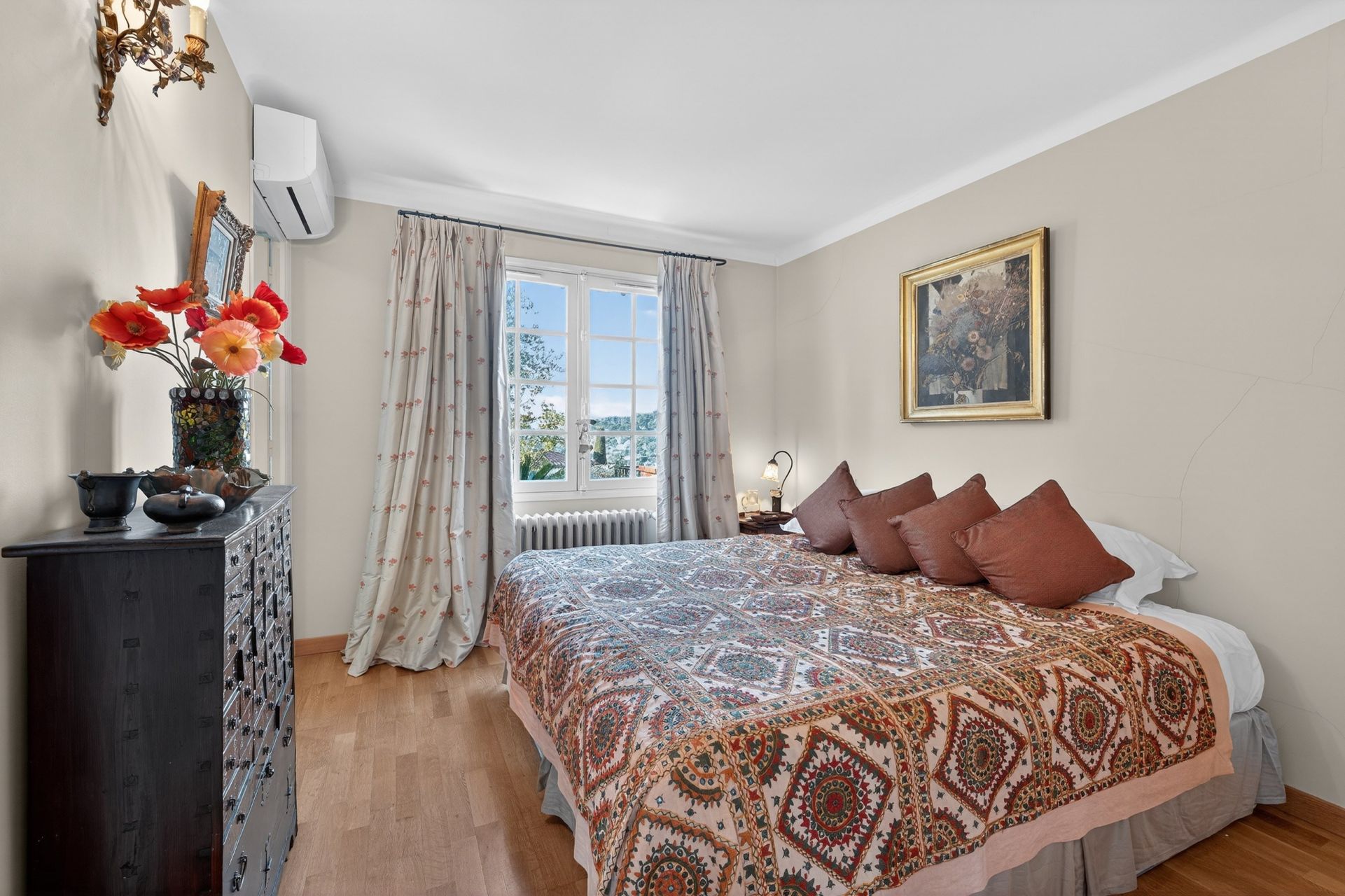 villa 5 Pièces en vente sur MOUGINS (06250)