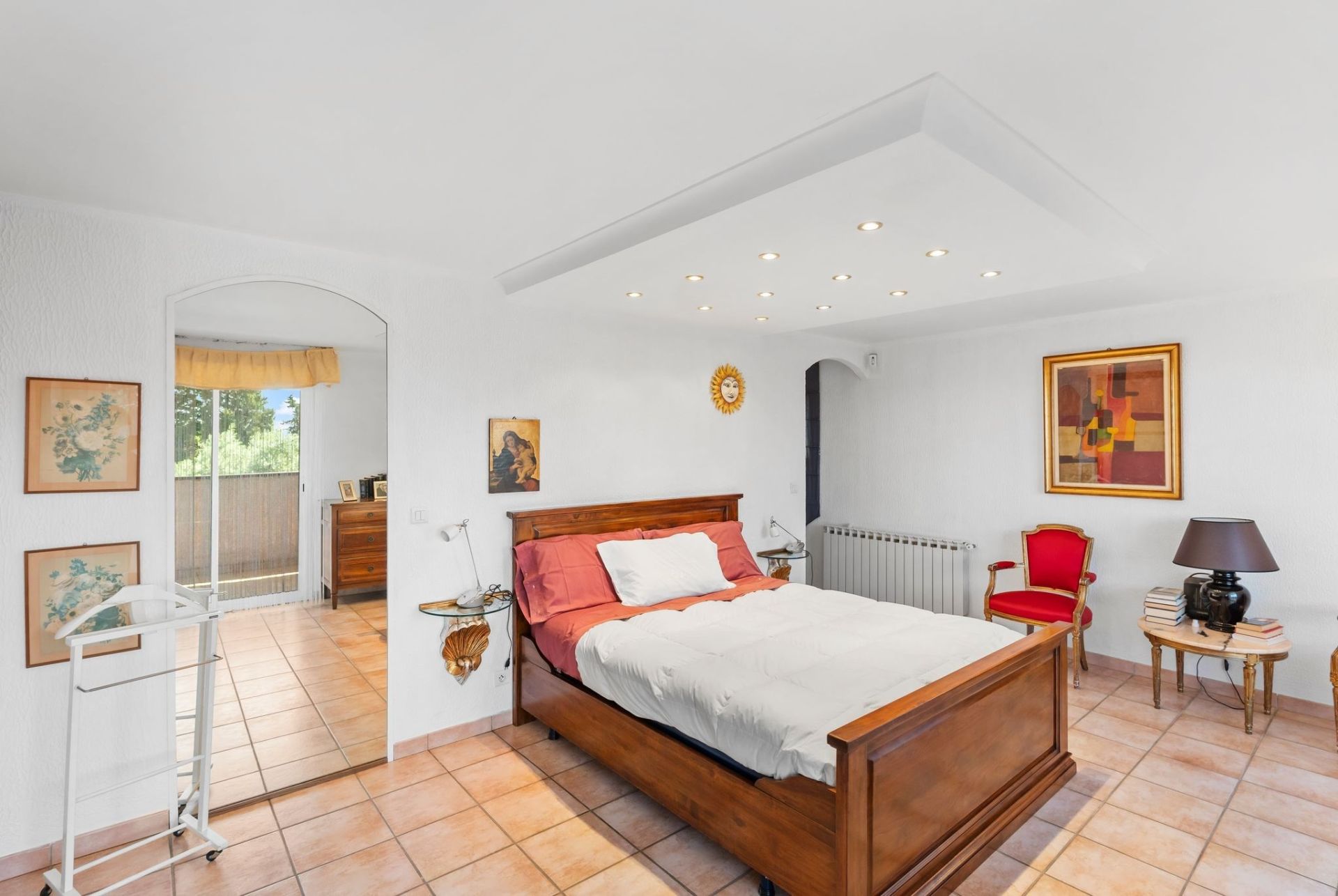 maison provençale 8 Pièces en vente sur MOUGINS (06250)