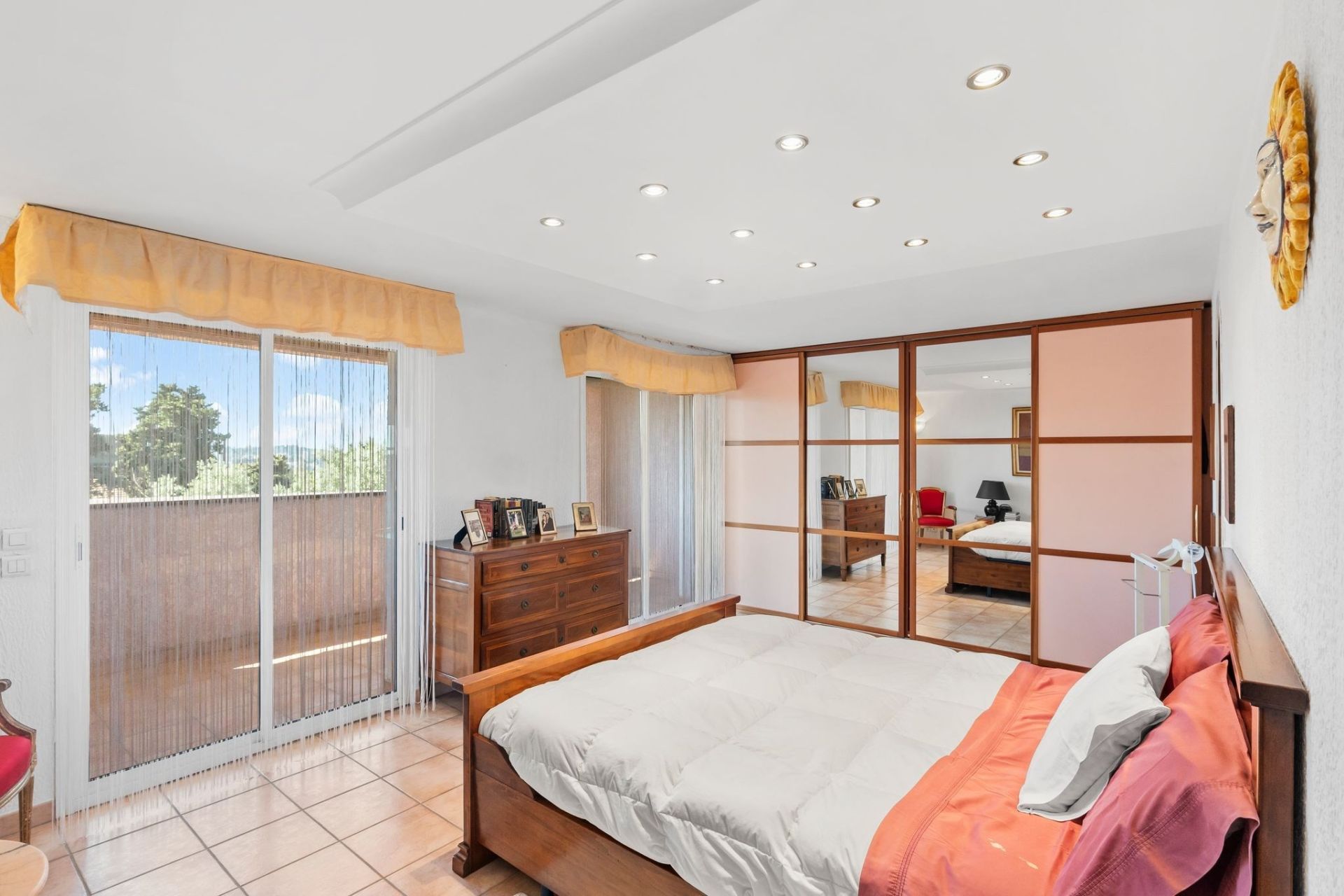 maison provençale 8 Pièces en vente sur MOUGINS (06250)