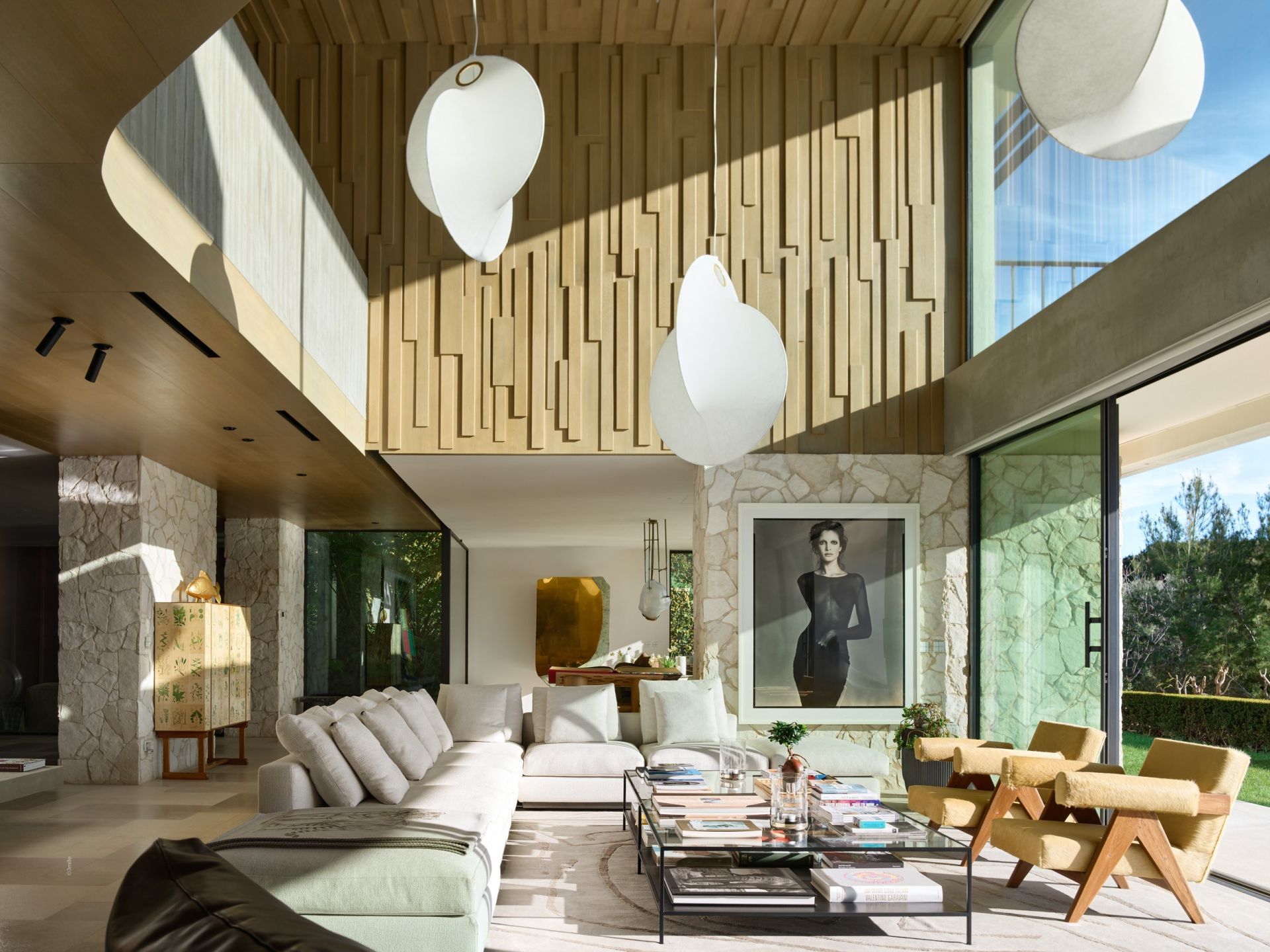 villa 10 Rooms for sale on VILLEFRANCHE SUR MER (06230)