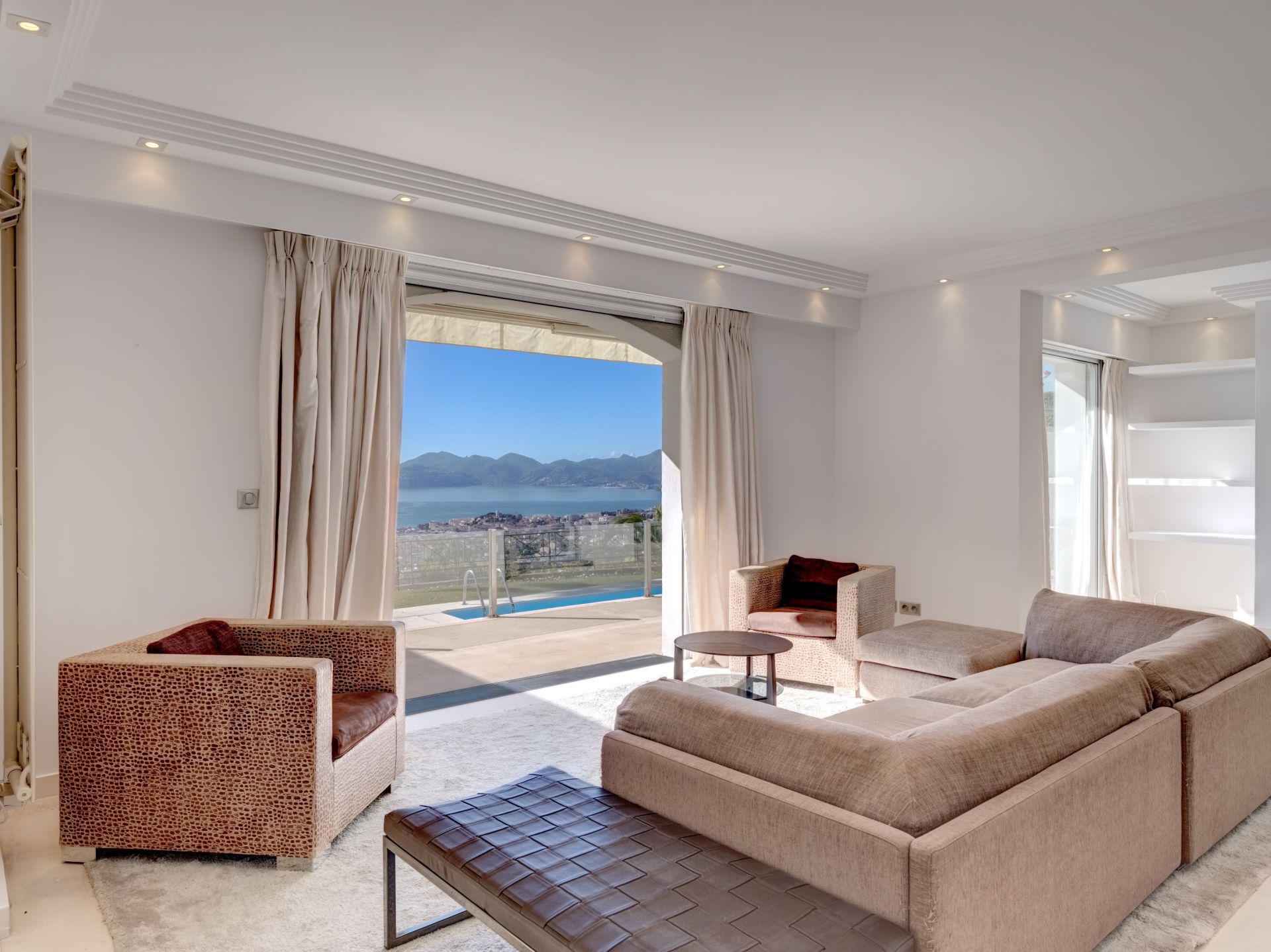 villa 7 Pièces en vente sur CANNES (06400)