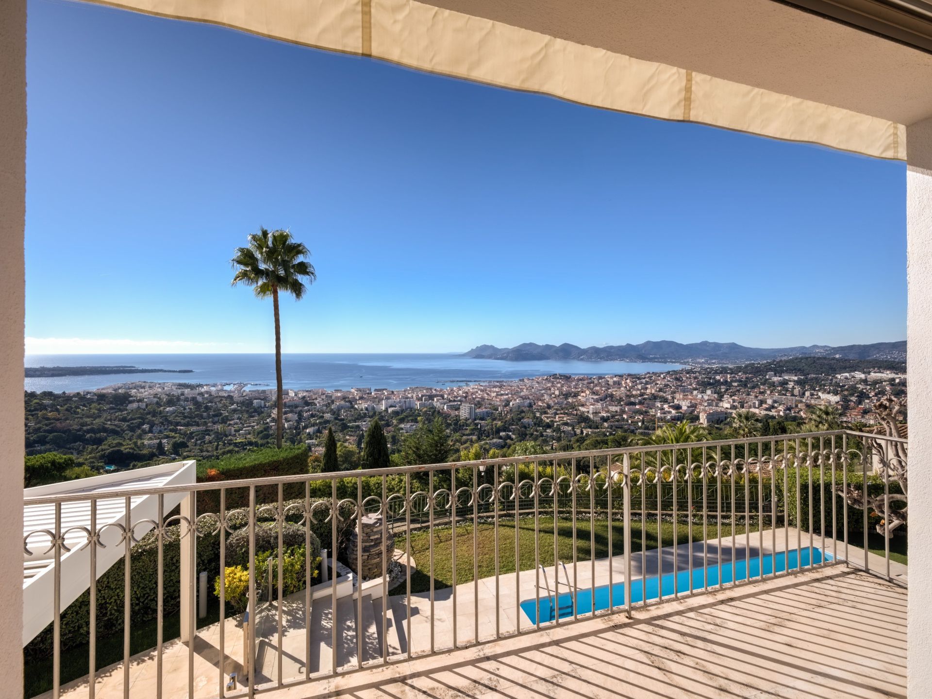 villa 7 Pièces en vente sur CANNES (06400)