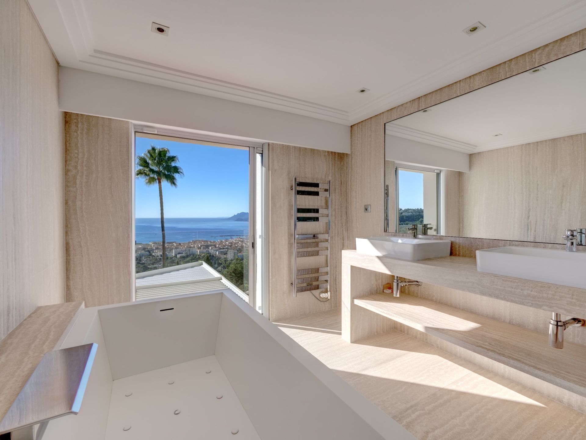 villa 7 Pièces en vente sur CANNES (06400)