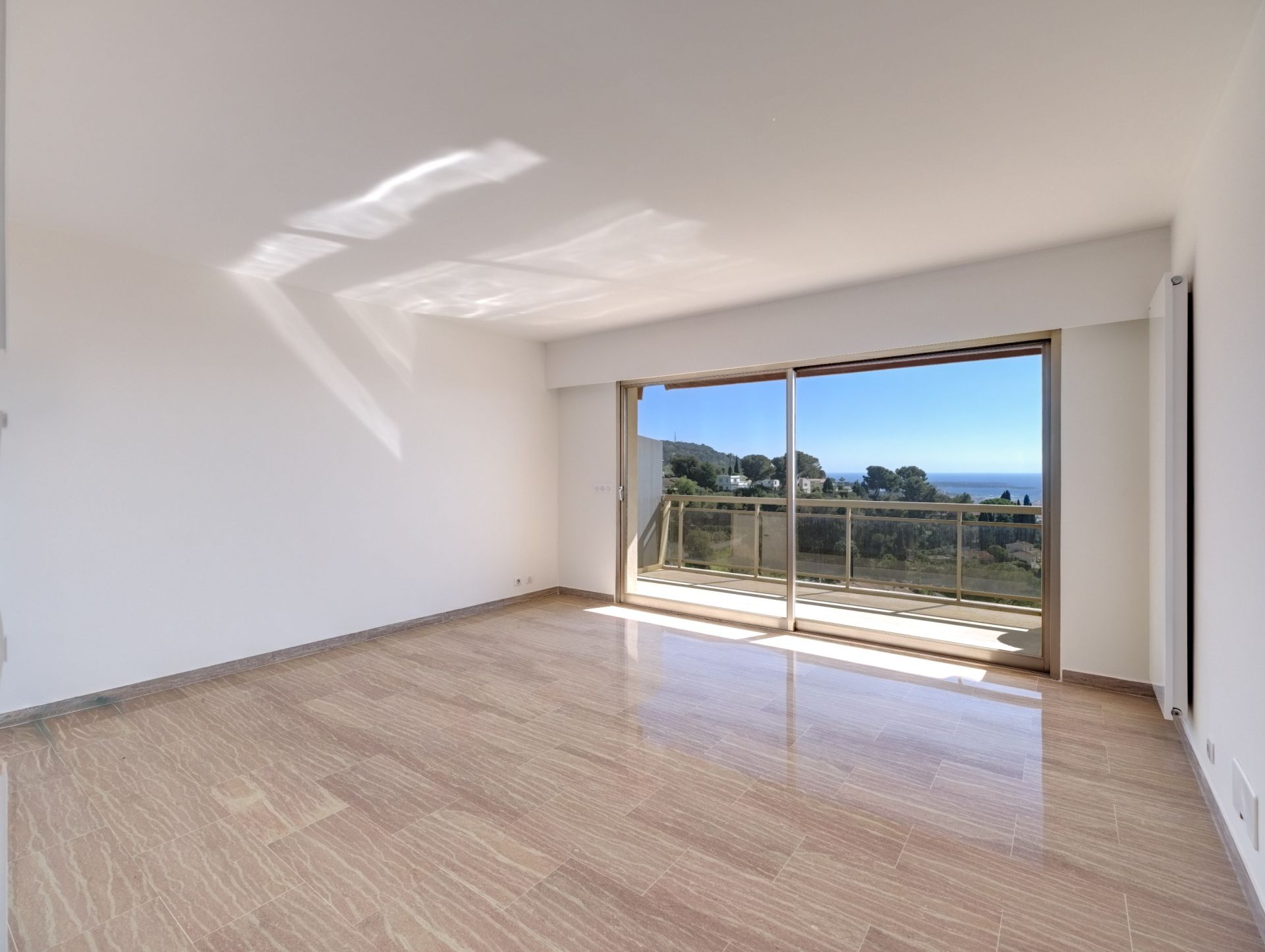 appartement 2 Pièces en vente sur LE CANNET (06110)