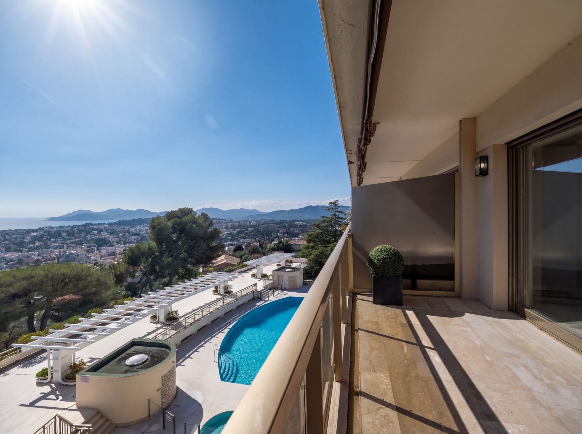 appartement 2 Pièces en vente sur LE CANNET (06110)