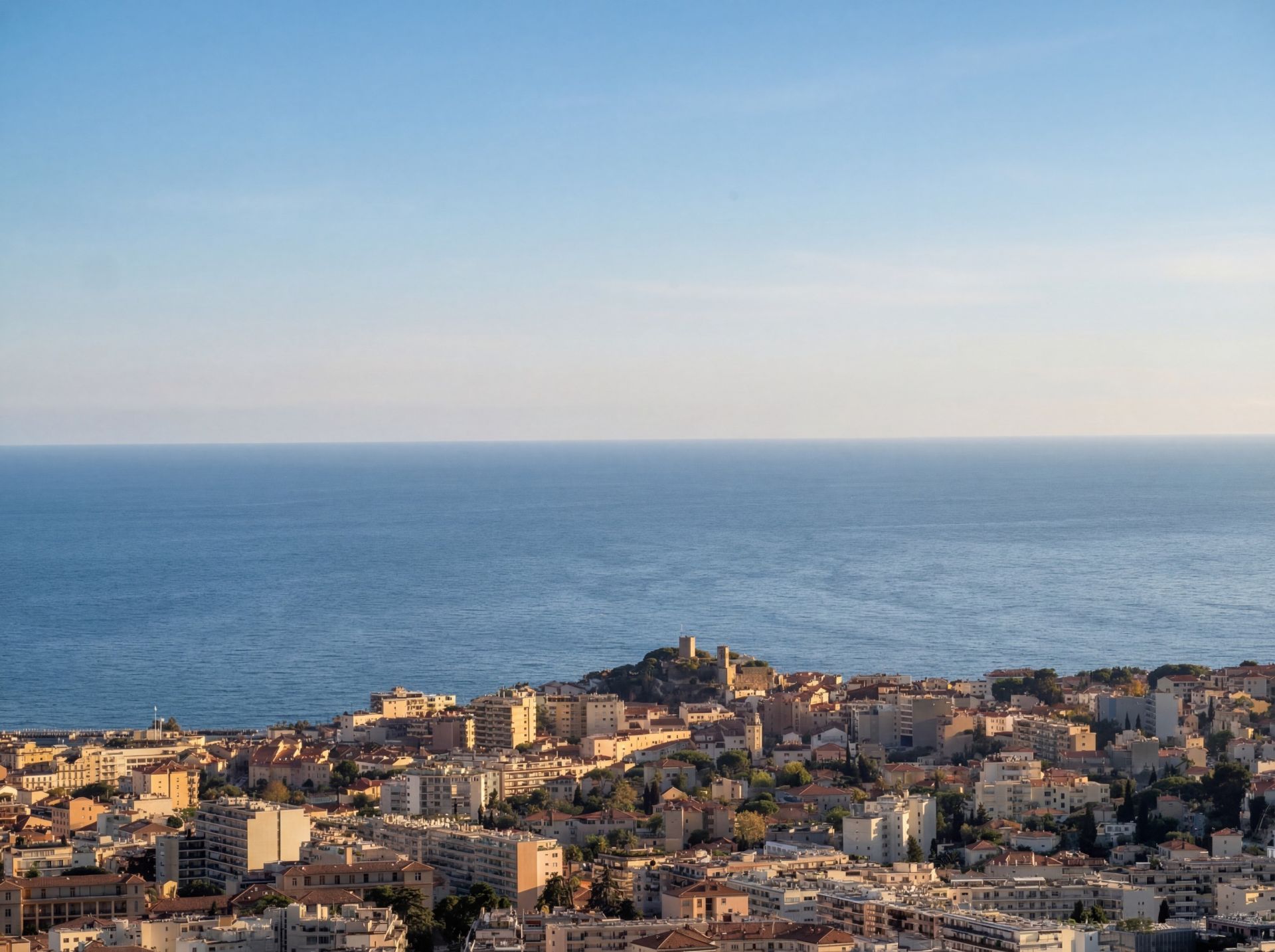 appartement 2 Pièces en vente sur LE CANNET (06110)