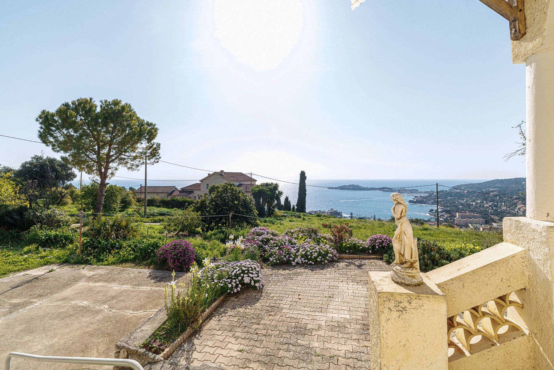 propriété 5 Pièces en vente sur VILLEFRANCHE SUR MER (06230)