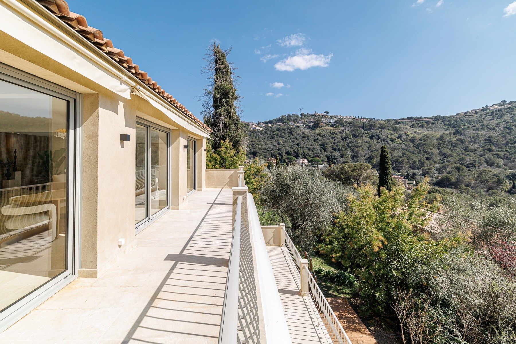villa 6 Pièces en vente sur LA TURBIE (06320)