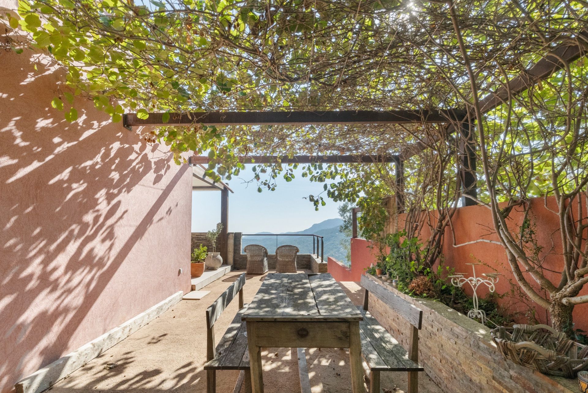 villa 5 Pièces en vente sur LES ADRETS DE L ESTEREL (83600)