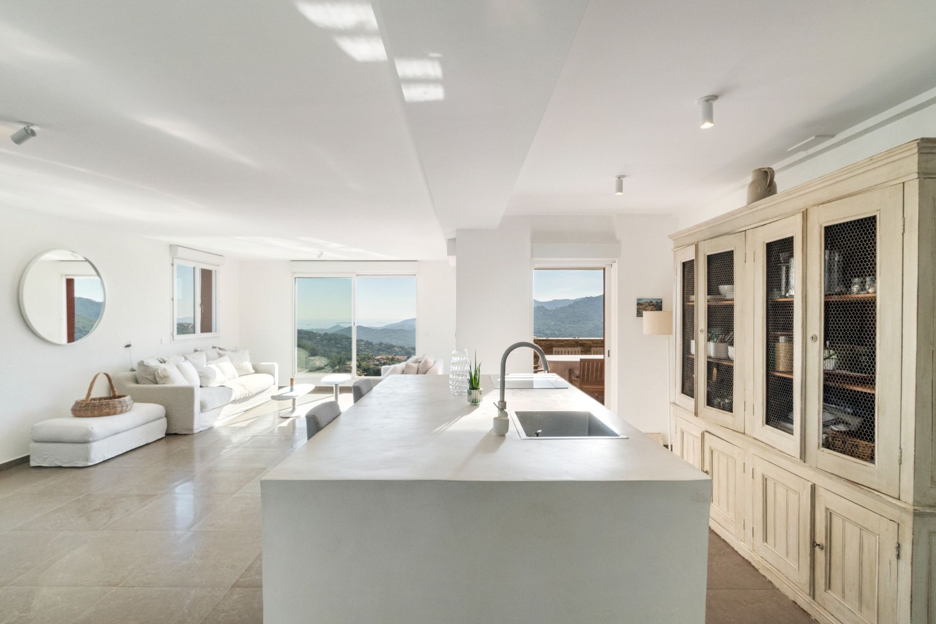 villa 5 Pièces en vente sur LES ADRETS DE L ESTEREL (83600)