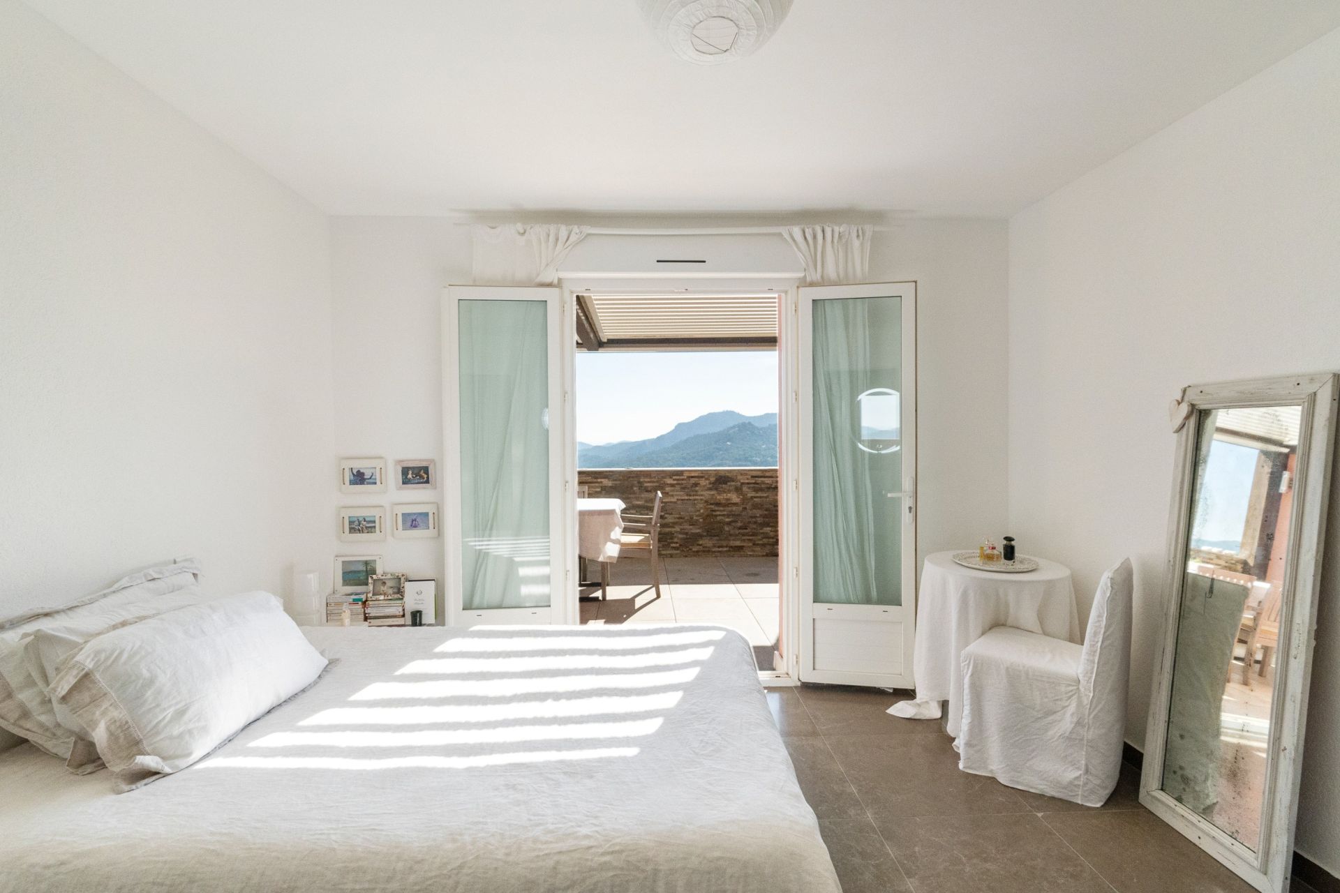 villa 5 Pièces en vente sur LES ADRETS DE L ESTEREL (83600)