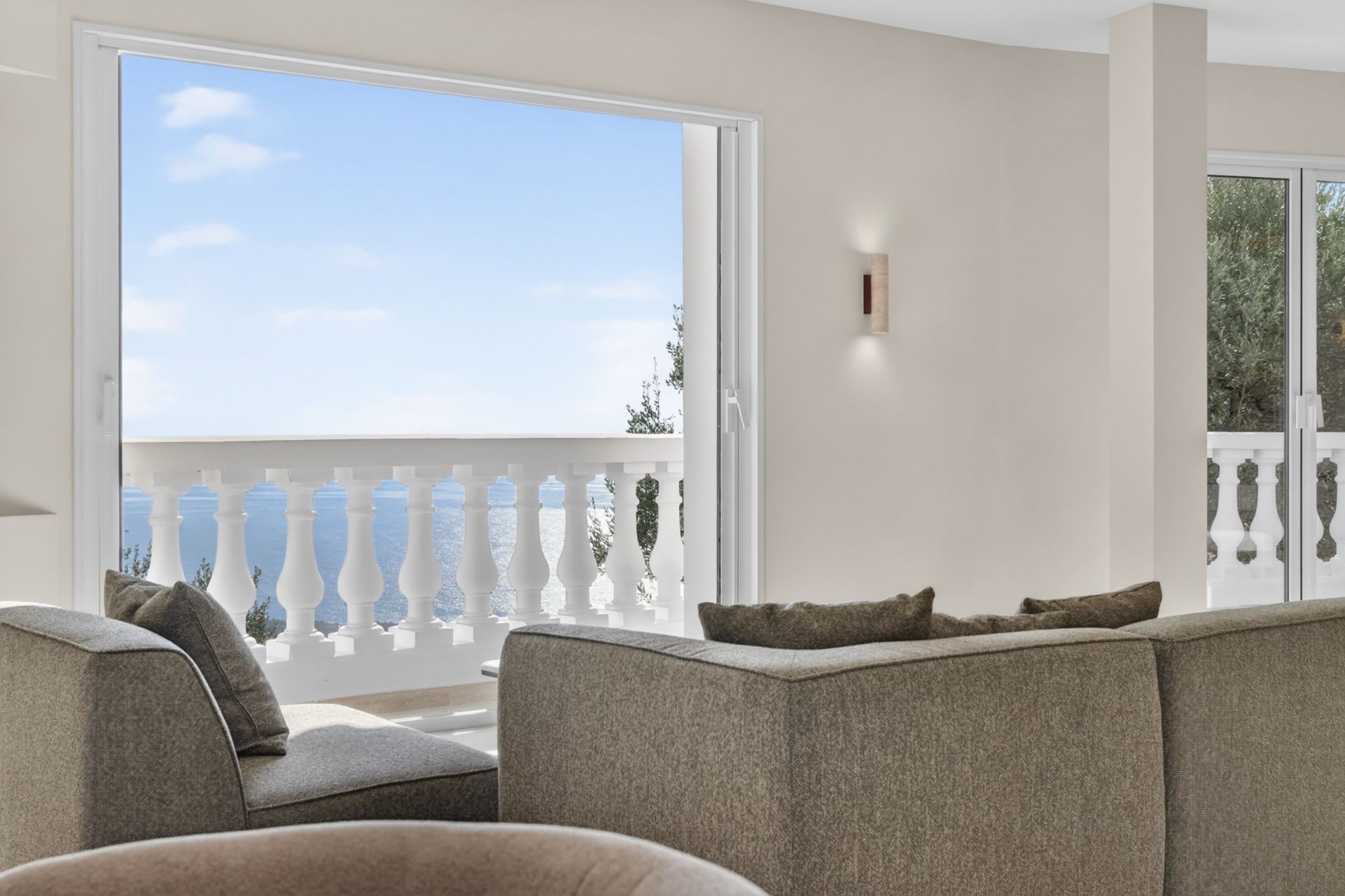 mansion 9 Rooms for sale on ROQUEBRUNE CAP MARTIN (06190)