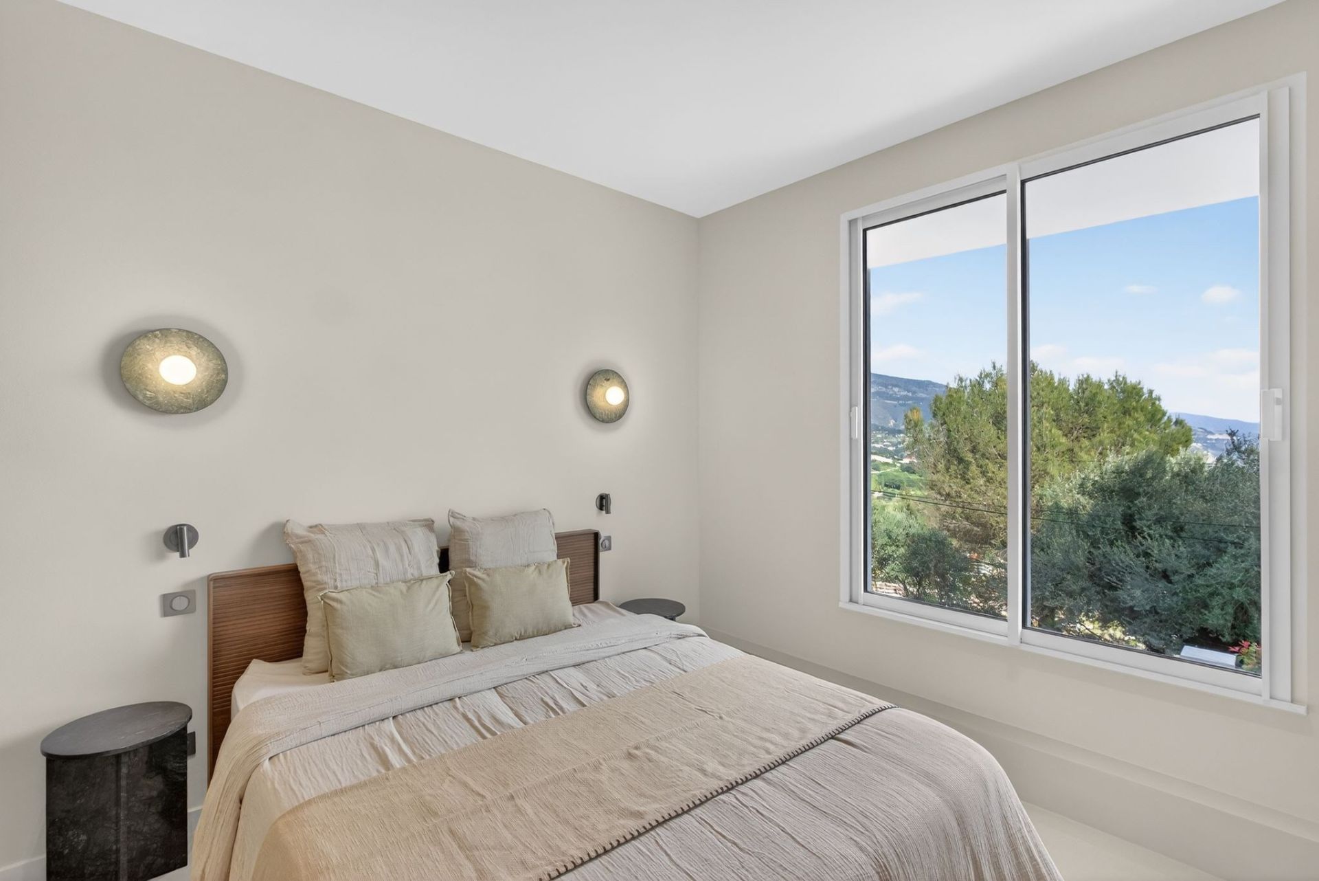 mansion 9 Rooms for sale on ROQUEBRUNE CAP MARTIN (06190)