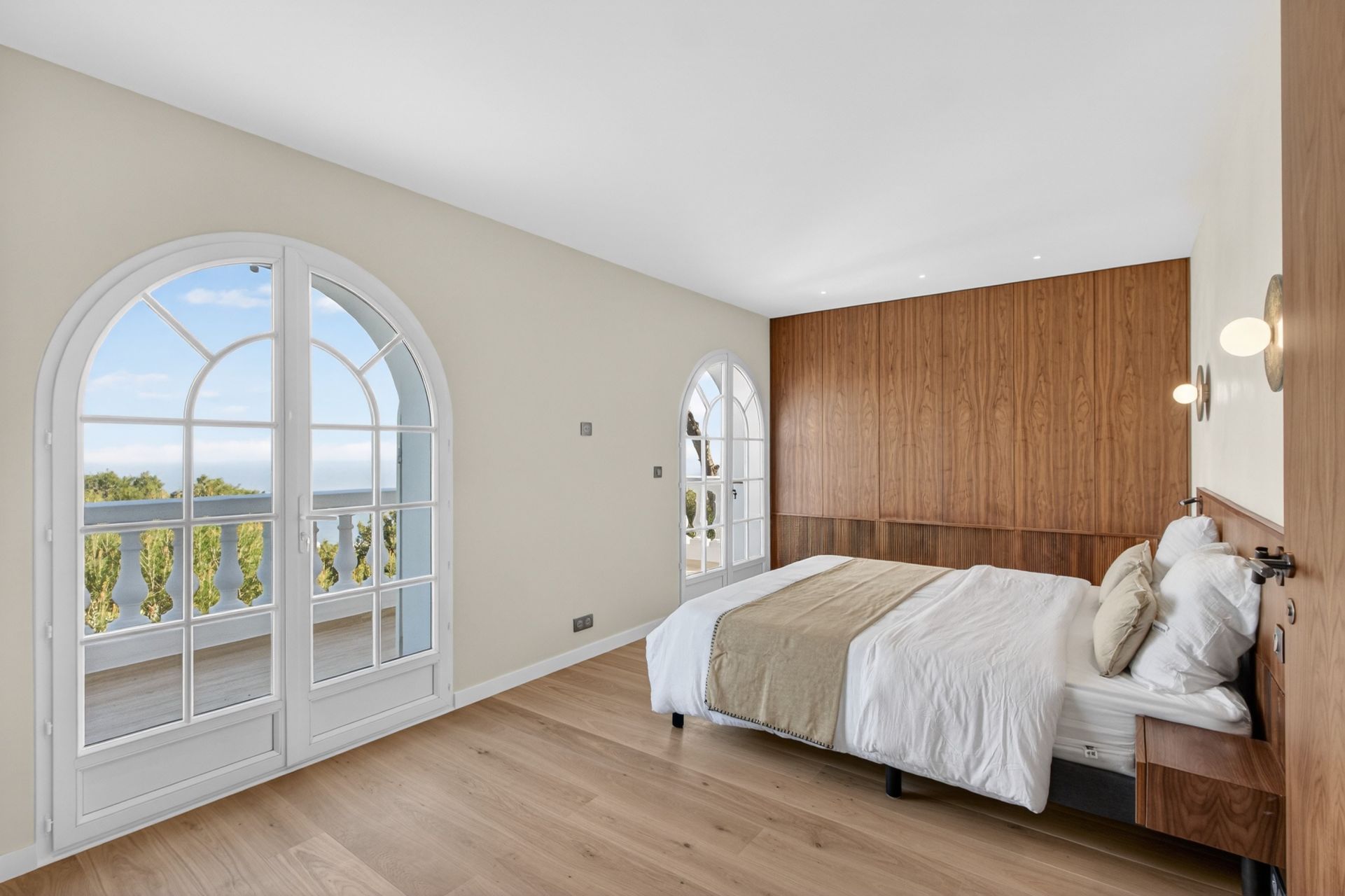 mansion 9 Rooms for sale on ROQUEBRUNE CAP MARTIN (06190)