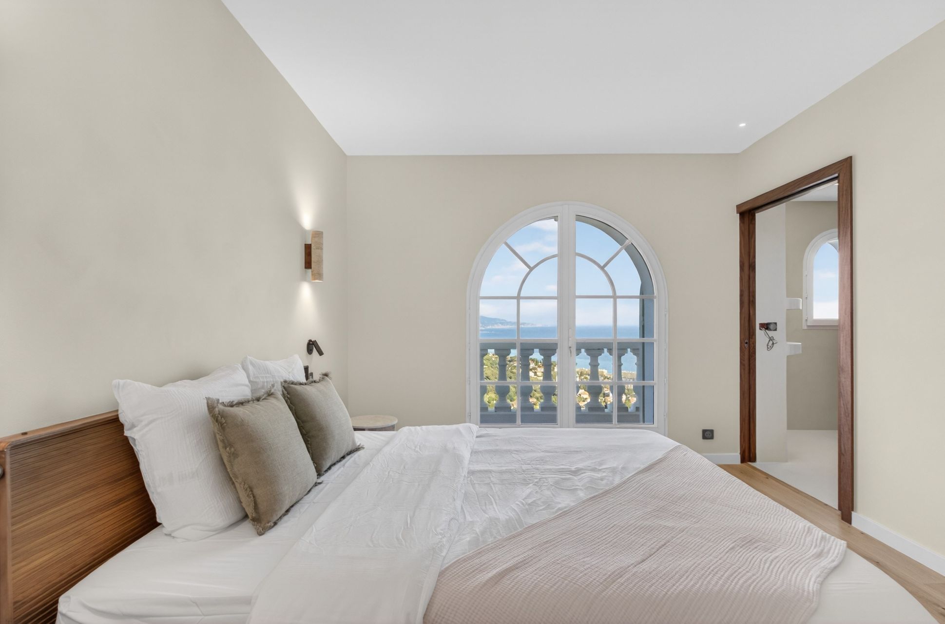 mansion 9 Rooms for sale on ROQUEBRUNE CAP MARTIN (06190)