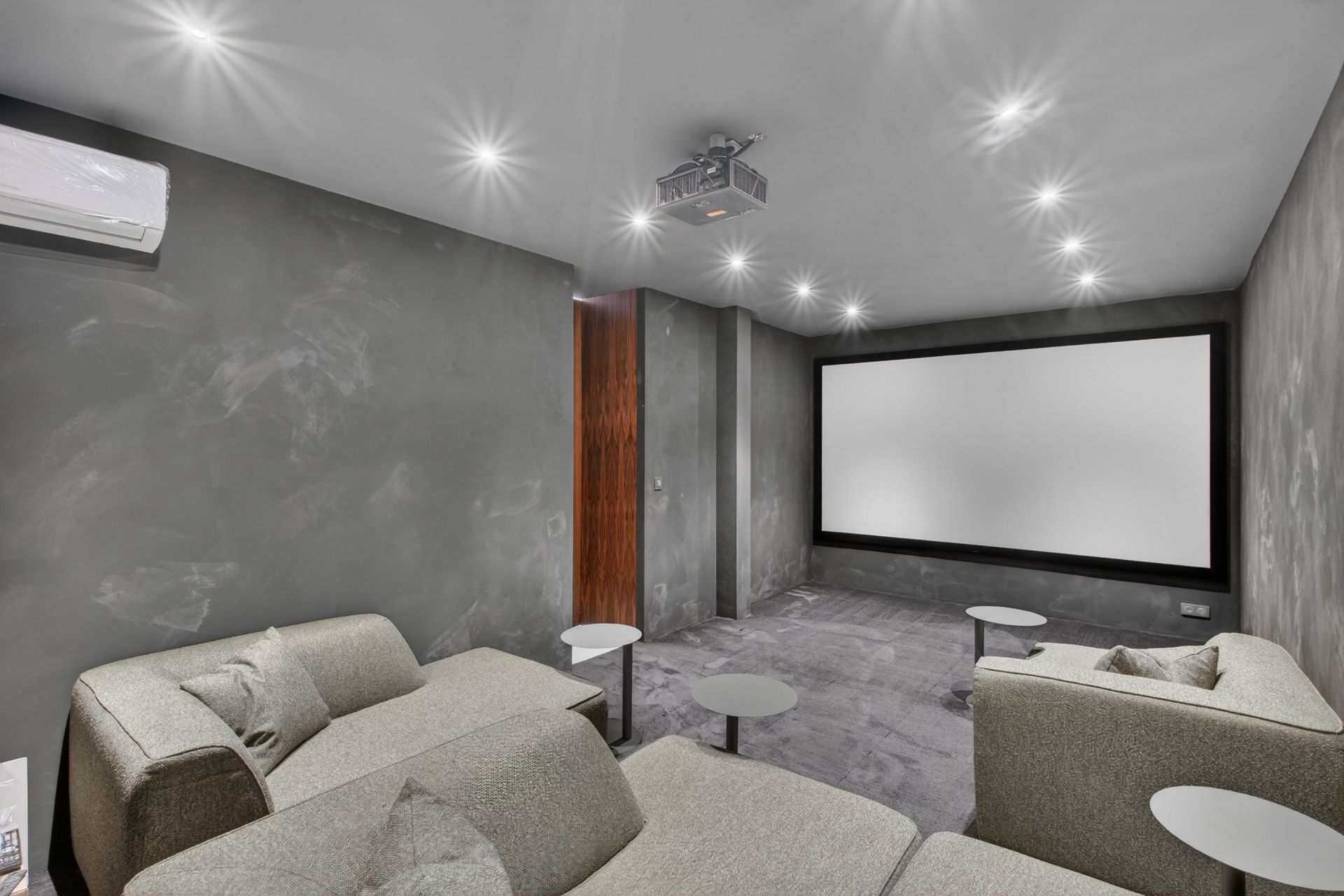 mansion 9 Rooms for sale on ROQUEBRUNE CAP MARTIN (06190)