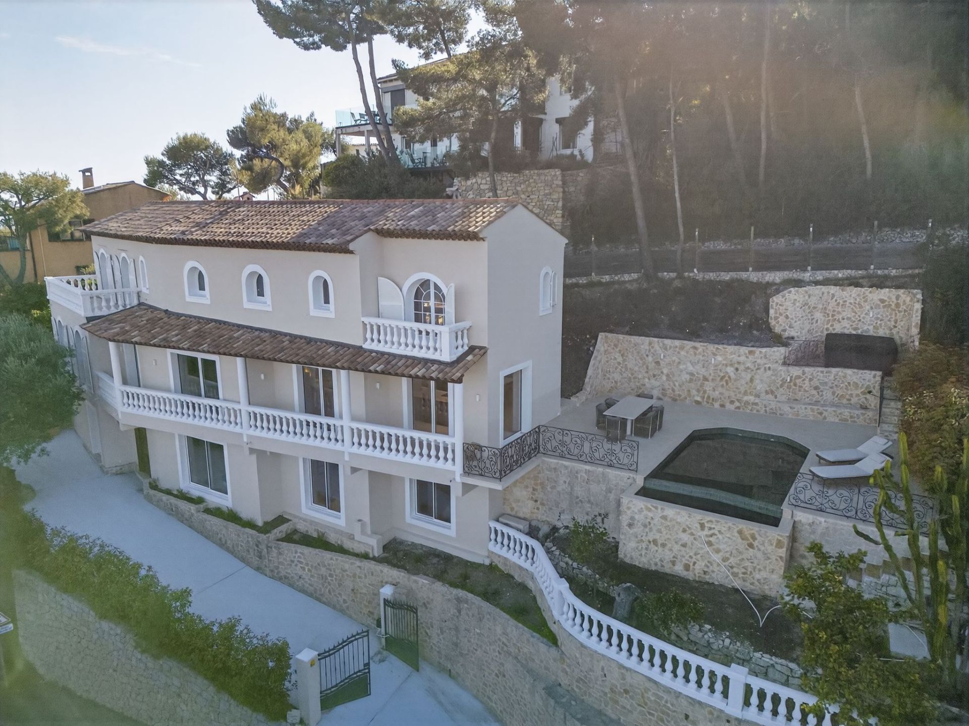 mansion 9 Rooms for sale on ROQUEBRUNE CAP MARTIN (06190)