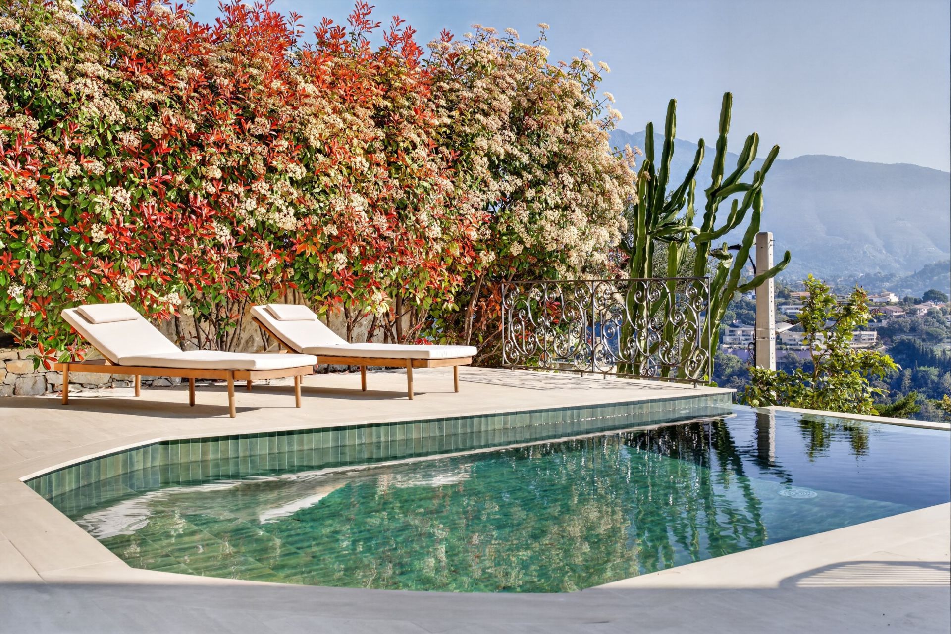 mansion 9 Rooms for sale on ROQUEBRUNE CAP MARTIN (06190)