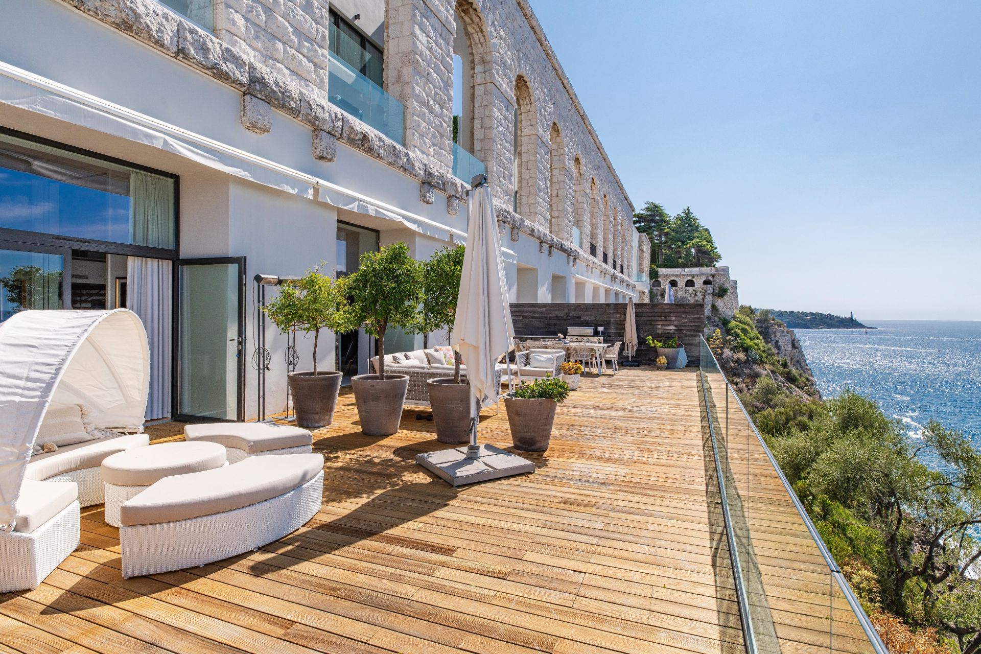 apartment 4 Rooms for sale on NICE (06000)