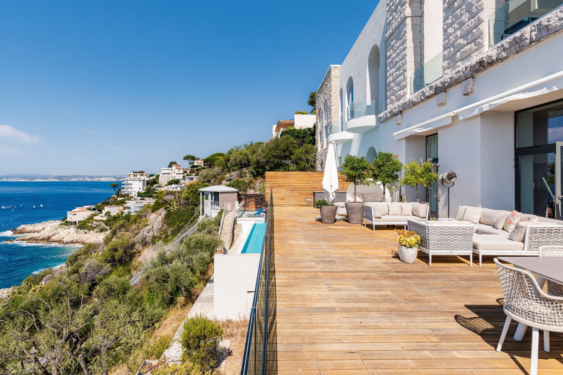 apartment 4 Rooms for sale on NICE (06000)