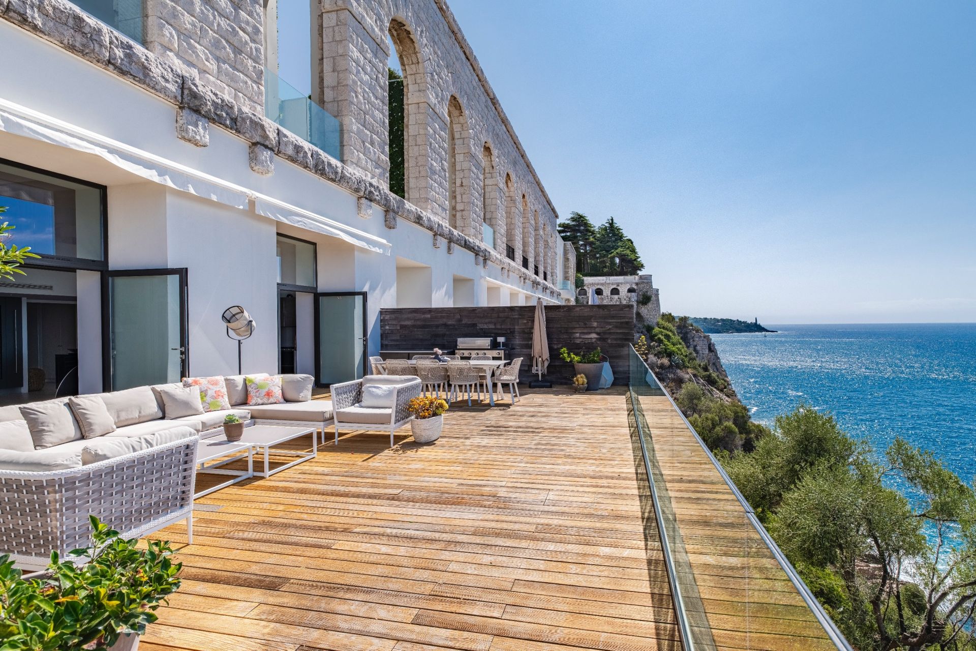 apartment 4 Rooms for sale on NICE (06000)