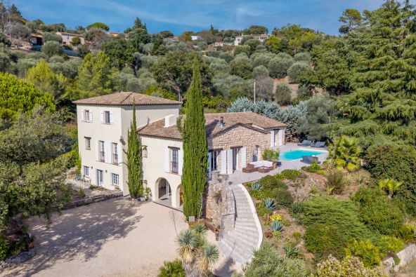 Sale Villa Peymeinade 10&nbsp;Rooms 345&nbsp;m²