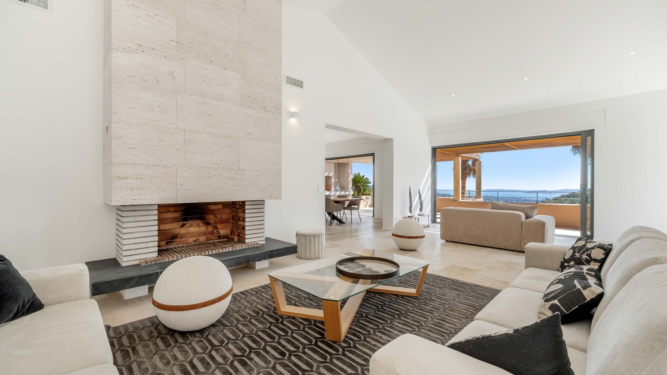 villa 8 Pièces en vente sur GRIMAUD (83310)