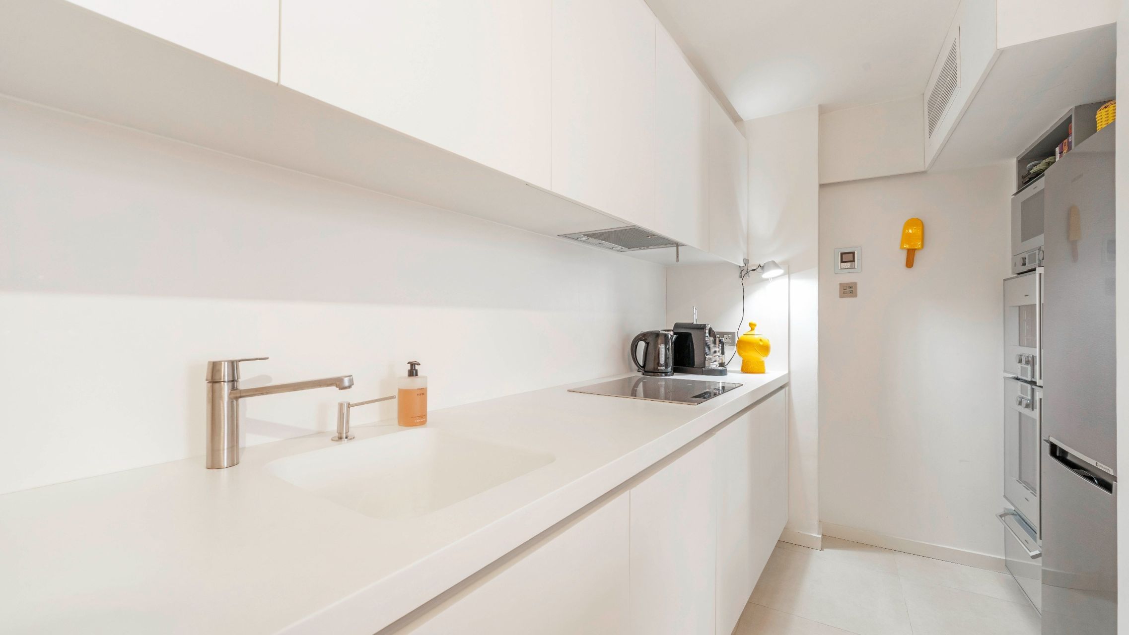 contemporary house 4 Rooms for sale on ST TROPEZ (83990)