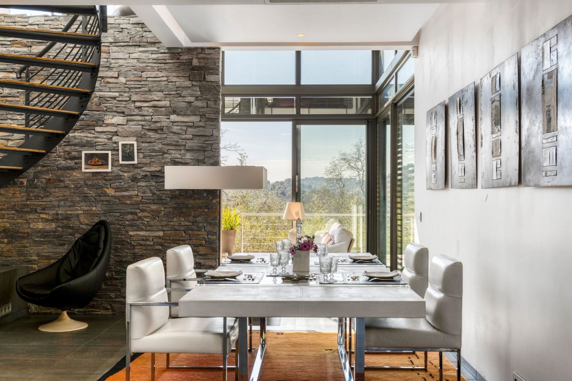 contemporary house 6 Rooms for sale on MOUGINS (06250)