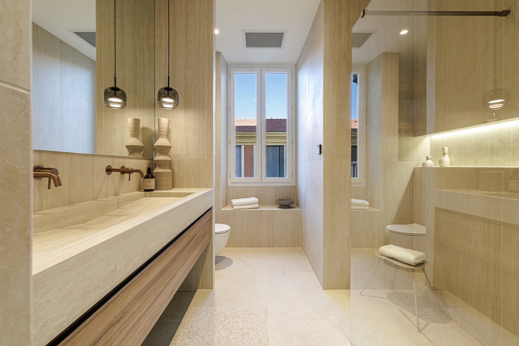 apartment 4 Rooms for sale on NICE (06000)