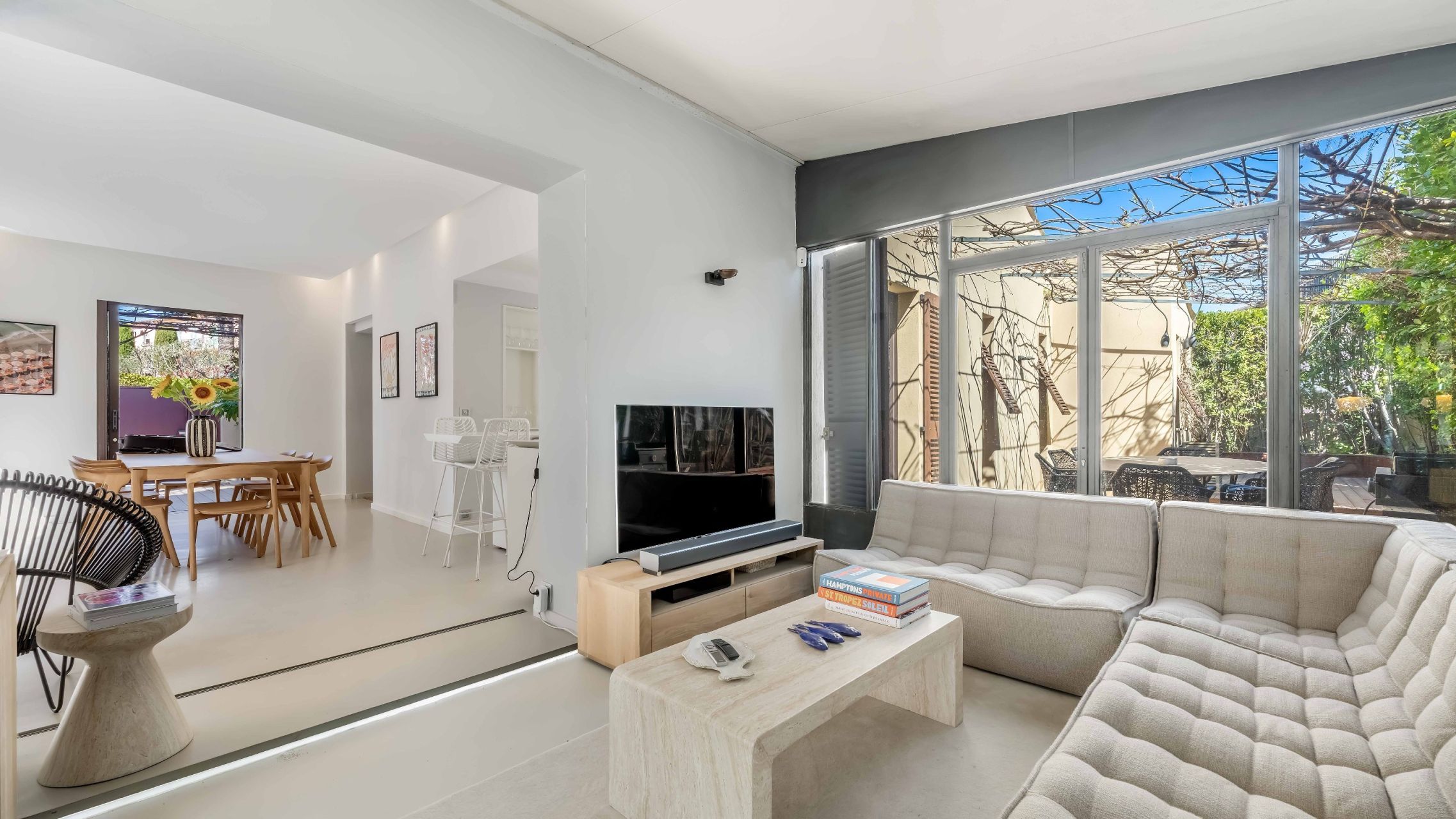 maison 8 Pièces en vente sur ST TROPEZ (83990)