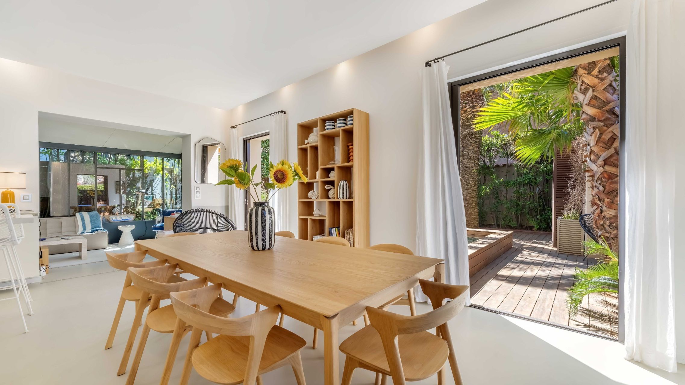 maison 8 Pièces en vente sur ST TROPEZ (83990)