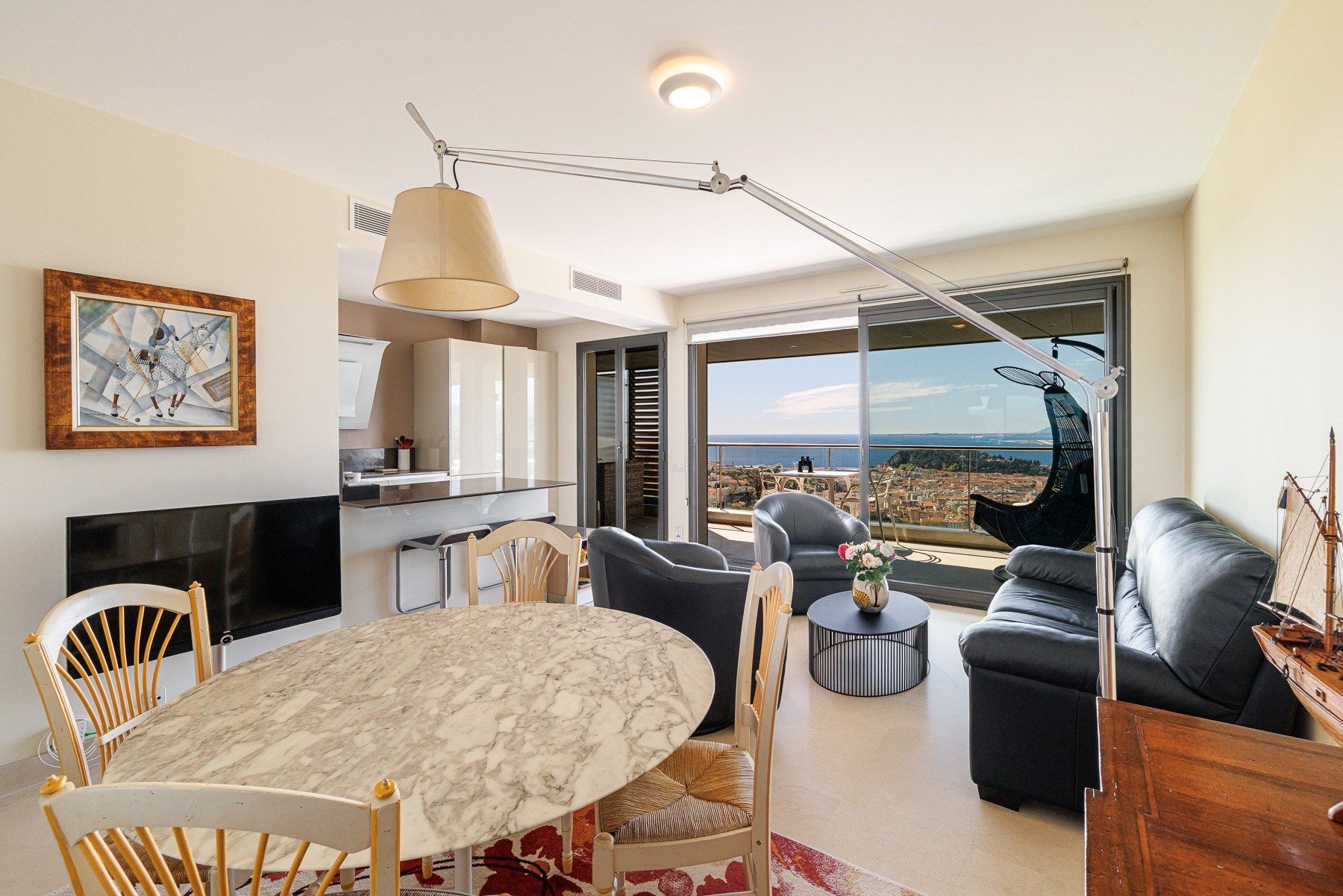 apartment 4 Rooms for sale on NICE (06000)